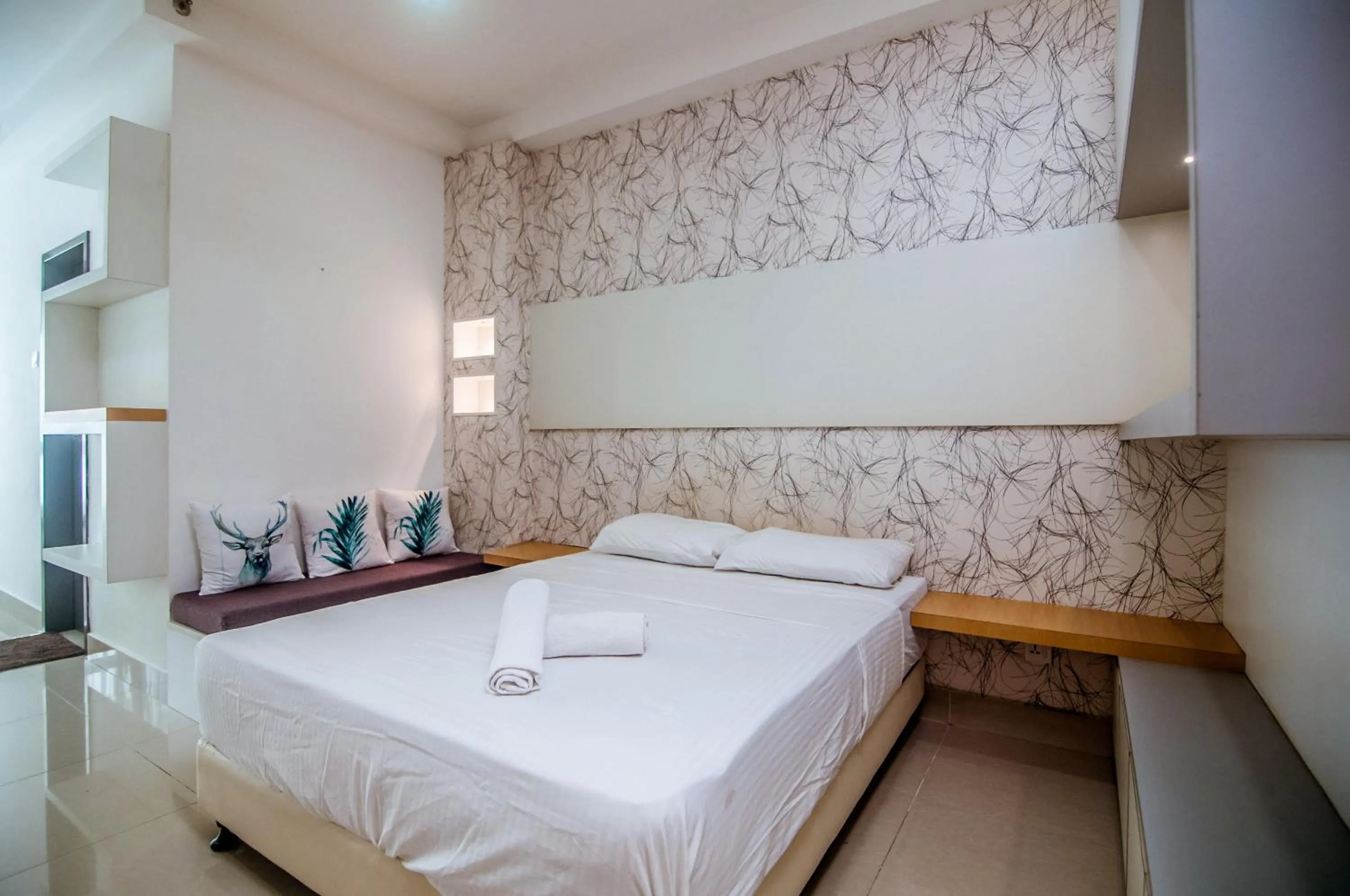 Bed in Shaftsbury Cyberjaya by IdealHub