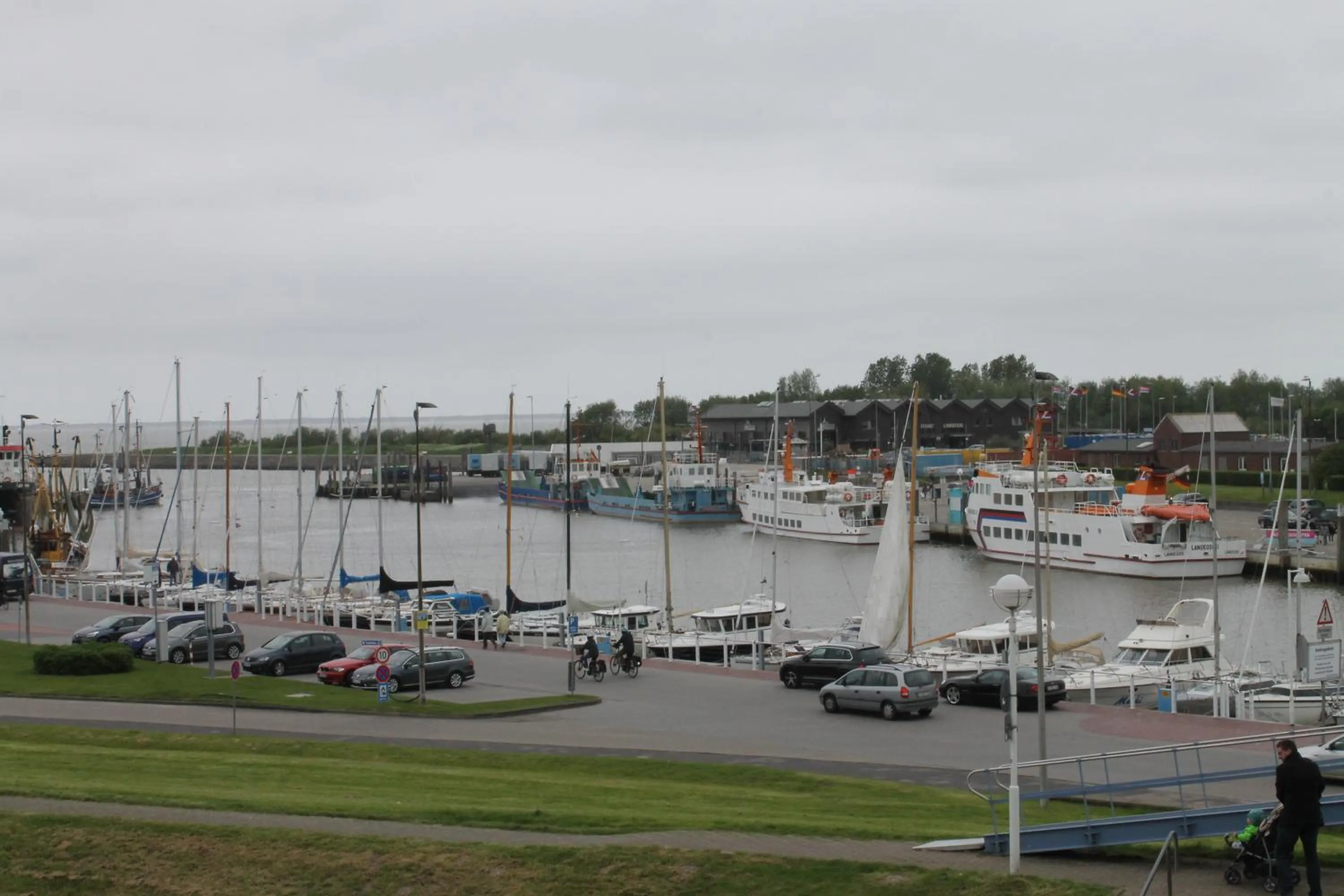 Vier Jahreszeiten Bensersiel