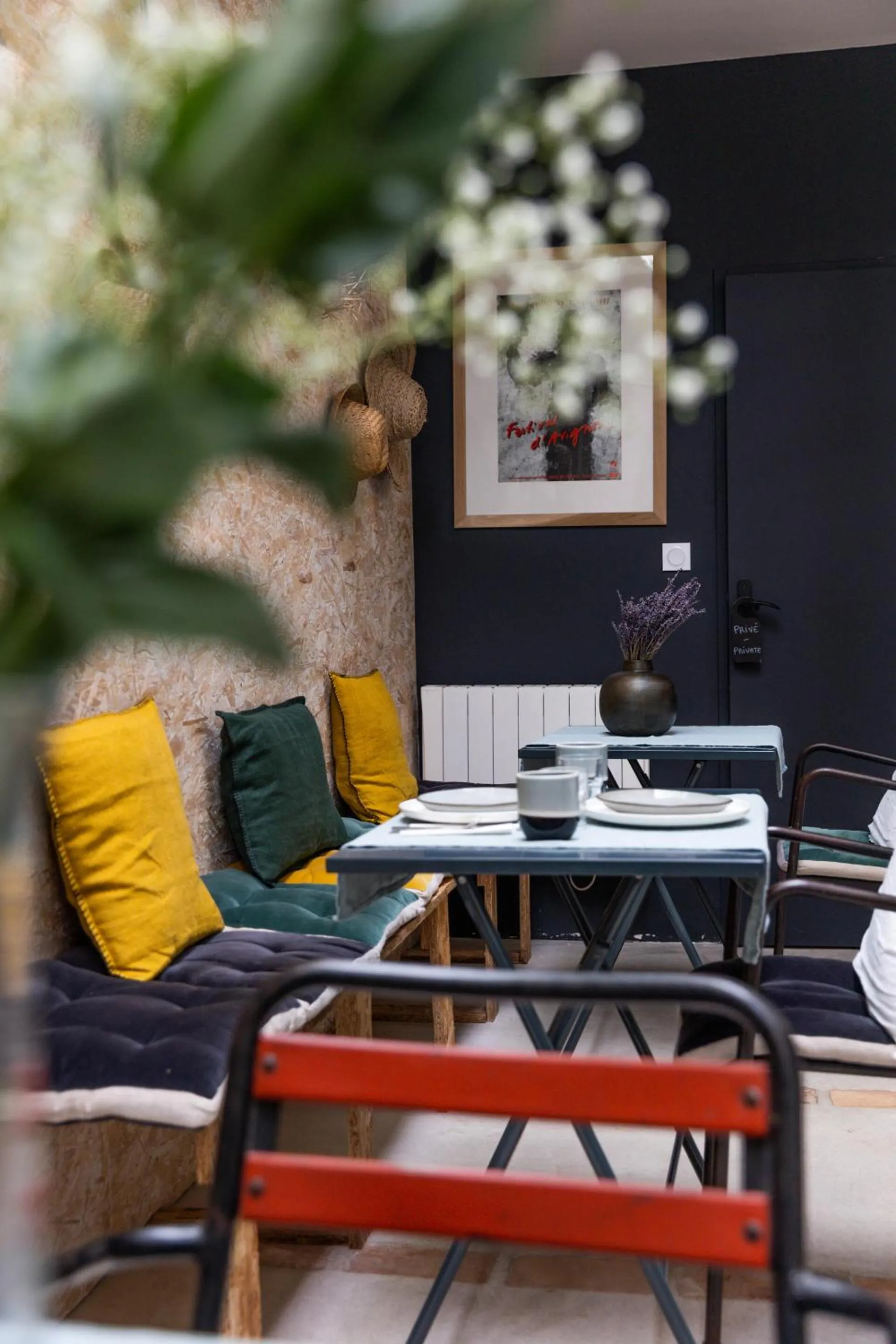 Patio in Boutique Hôtel - La Demoiselle