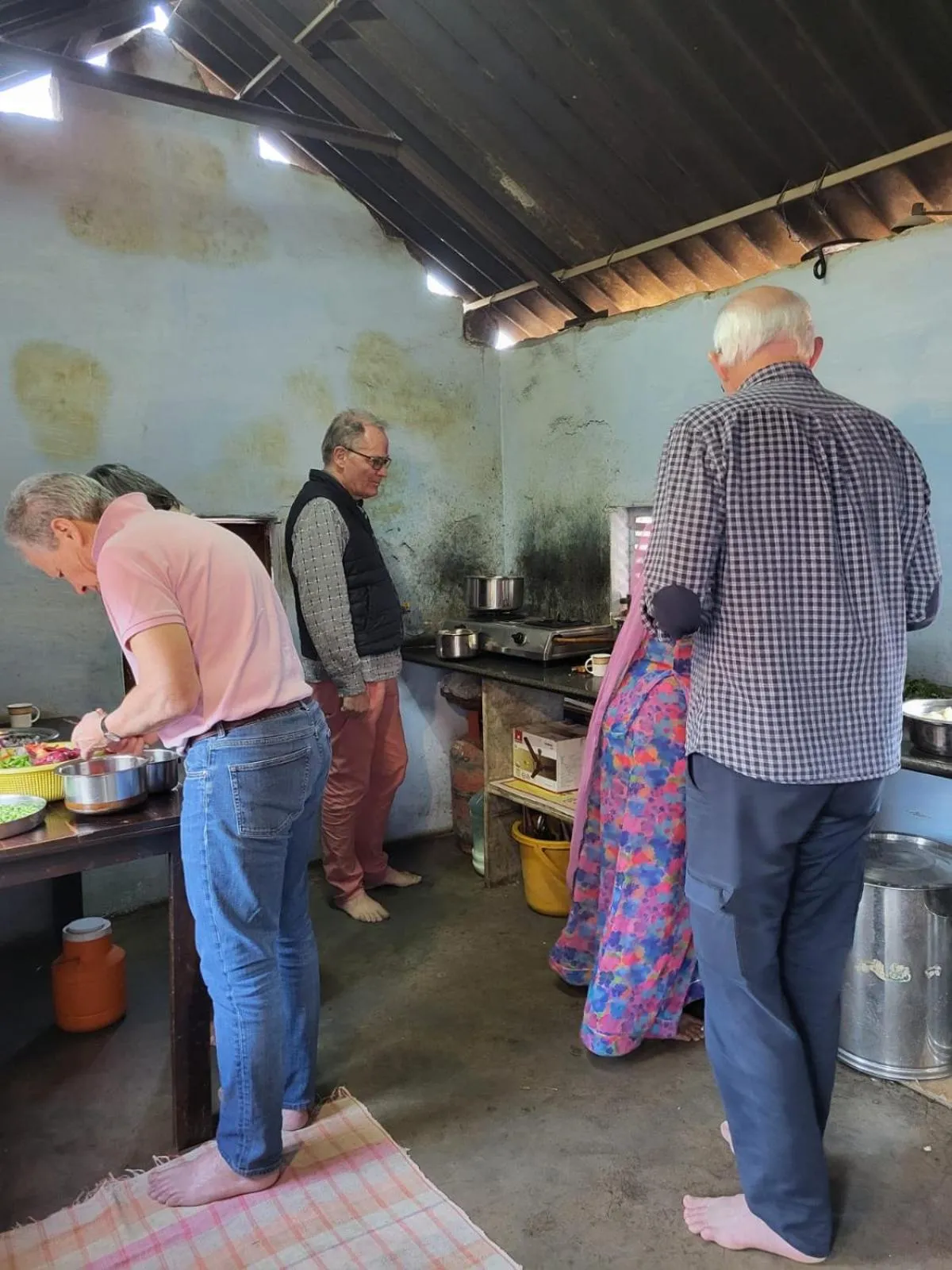 Kitchen or kitchenette in Chhotaram Prajapat Home Stay