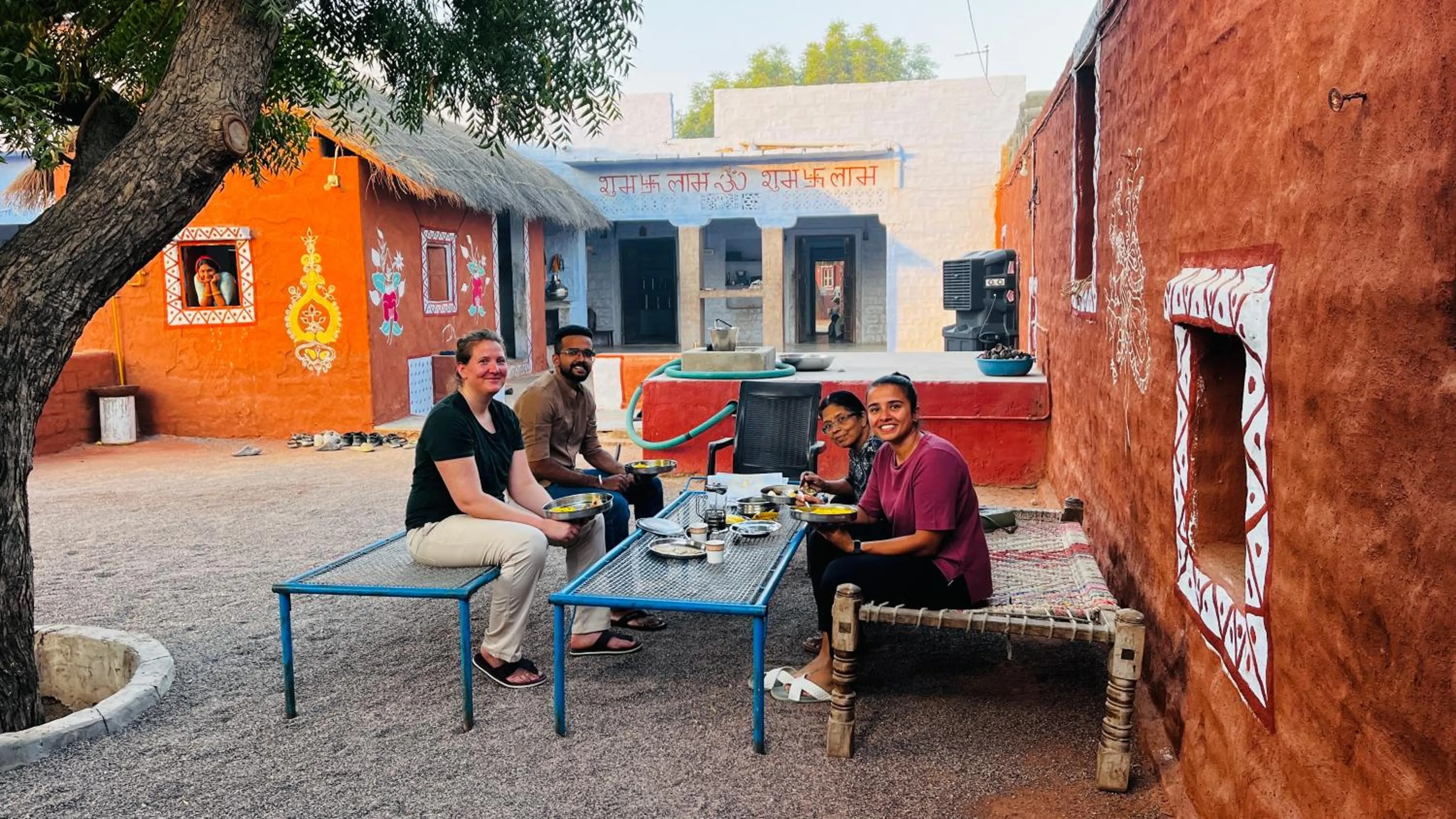 Restaurant/places to eat in Chhotaram Prajapat Home Stay