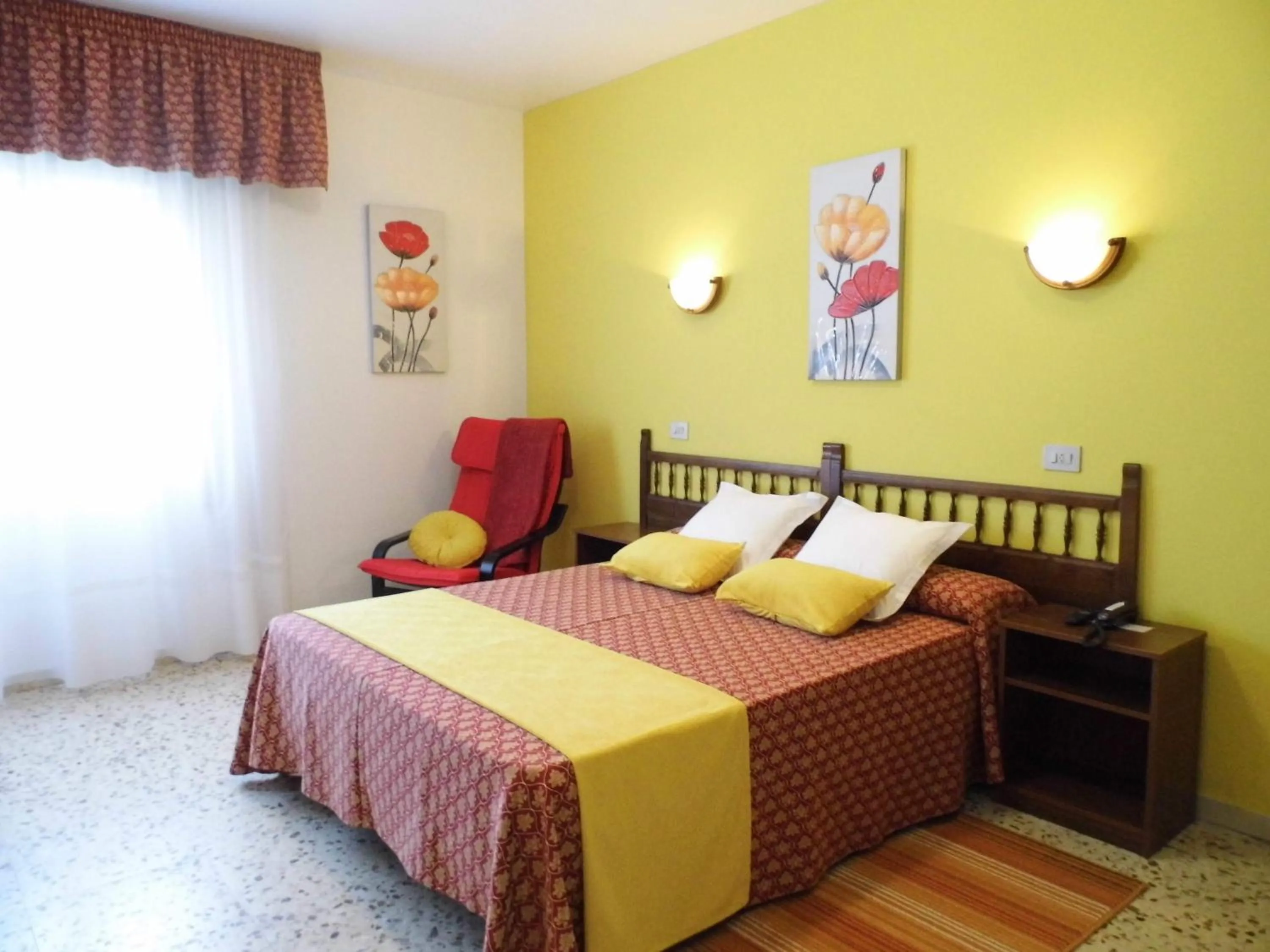 Bedroom, Bed in Hotel Arboleda