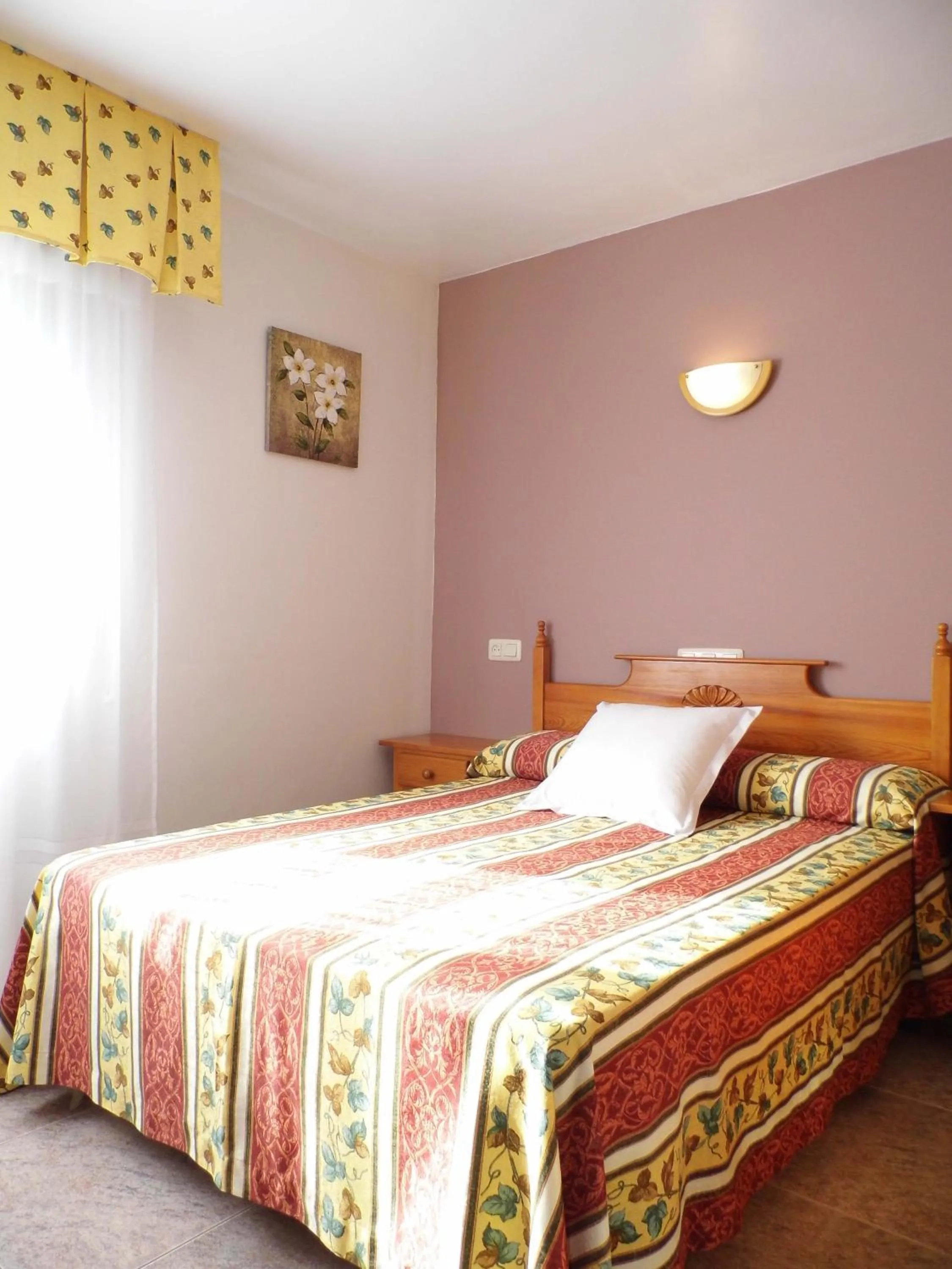 Bedroom, Bed in Hotel Arboleda