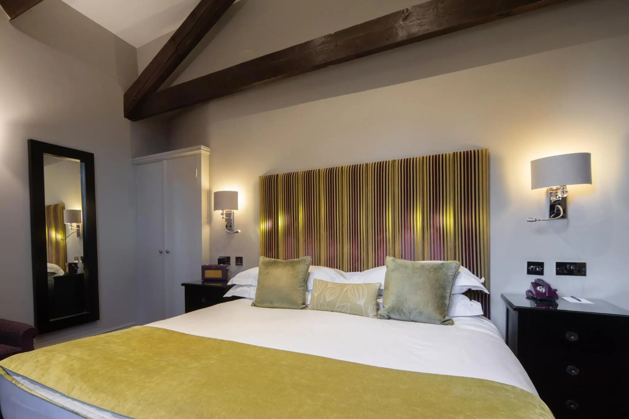 Bed in Beechfield House