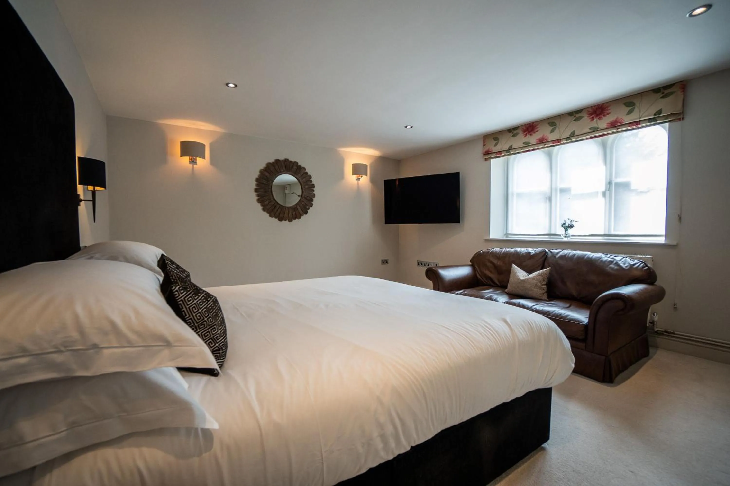 Bed in Beechfield House