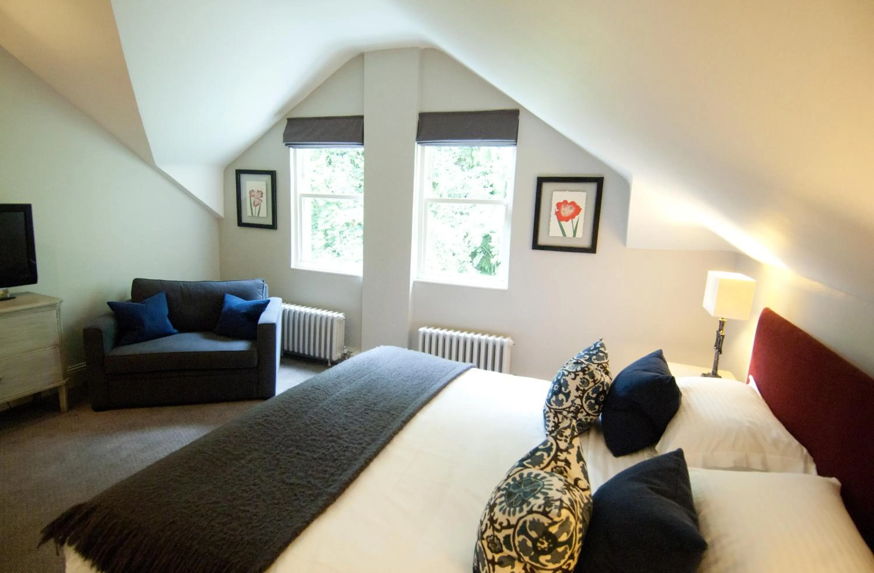 Bed in Beechfield House