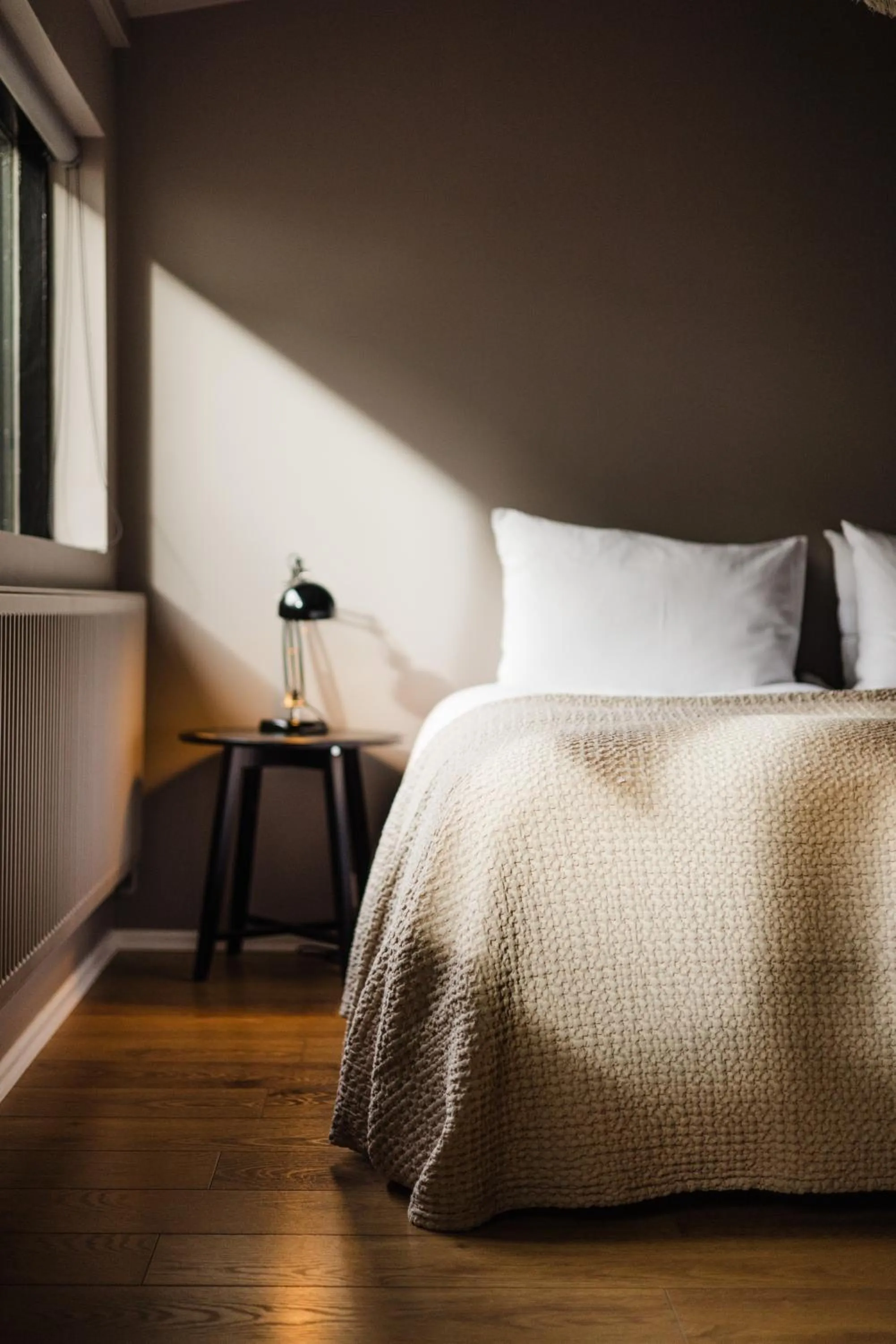 Bedroom, Bed in Rey Apartments