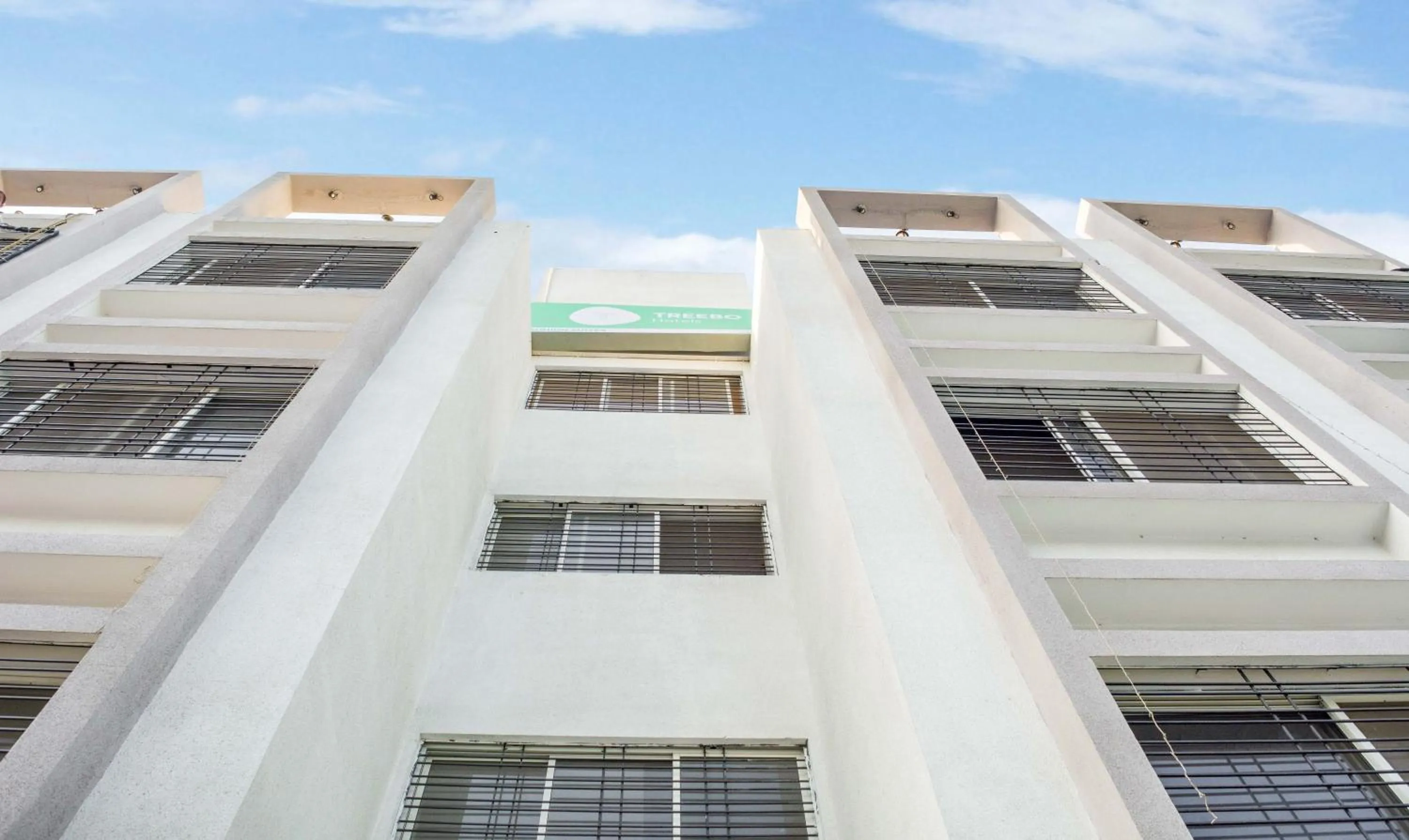 Property building in Treebo Naunidh Suites