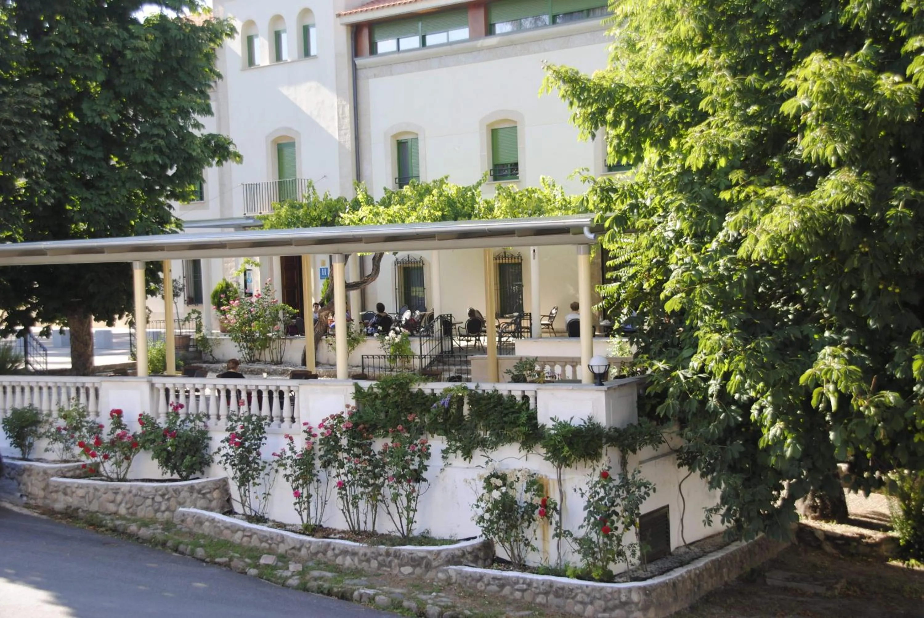 Restaurant/places to eat in Salugral Termal Resort