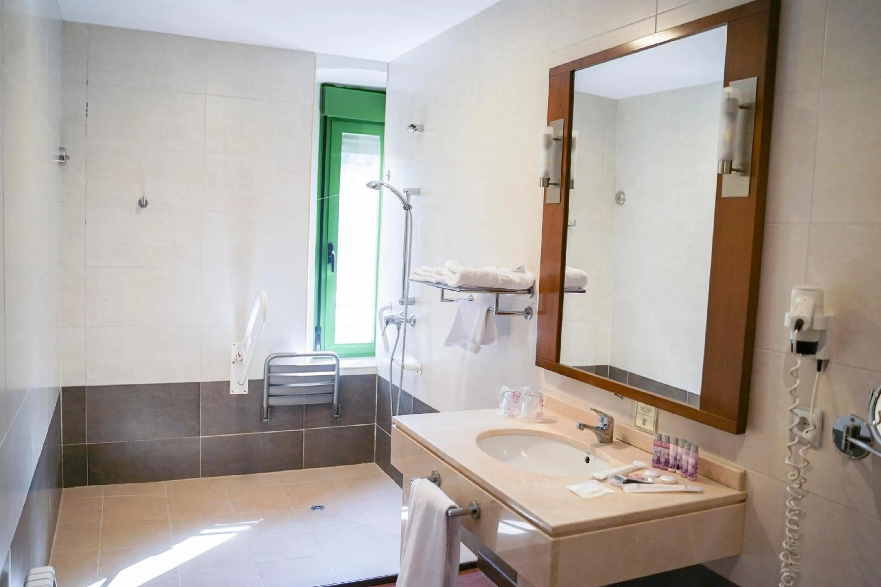 Facility for disabled guests in Salugral Termal Resort