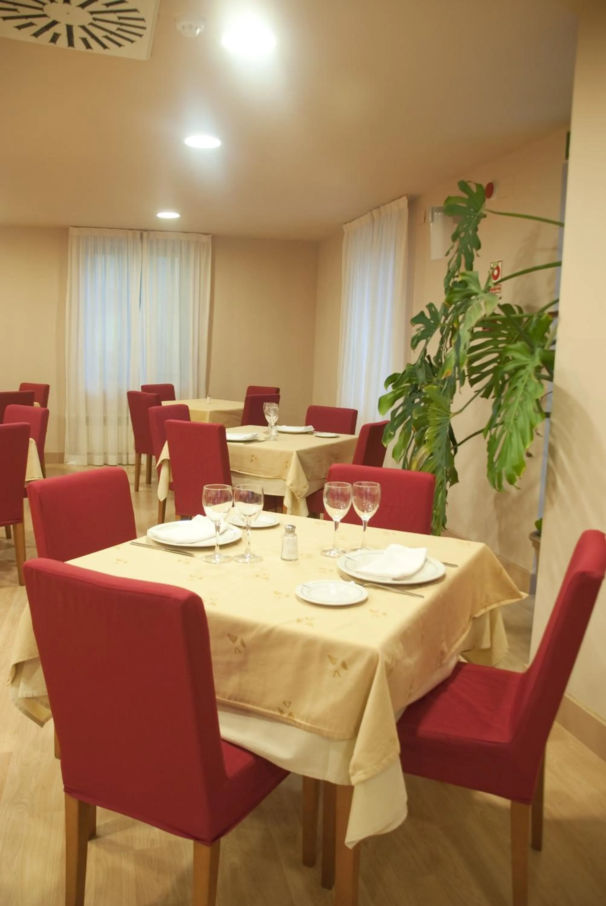 Restaurant/places to eat in Salugral Termal Resort