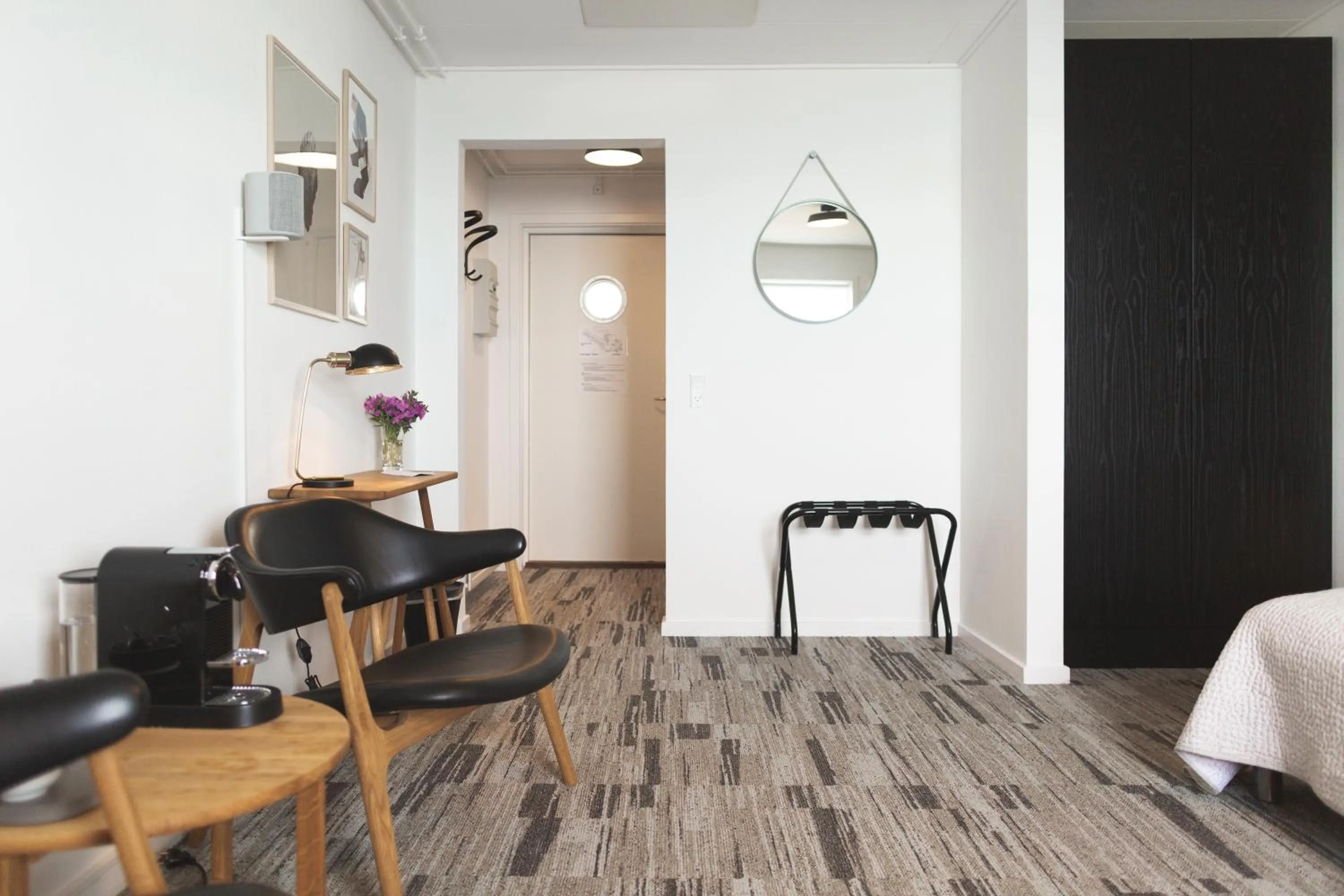 Shower in Hotel Icefiord