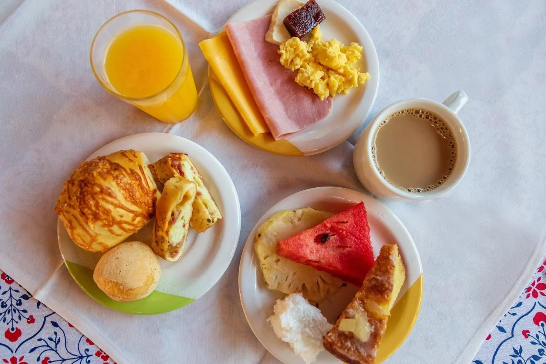 Food and drinks in Pousada Recanto do Jabaquara