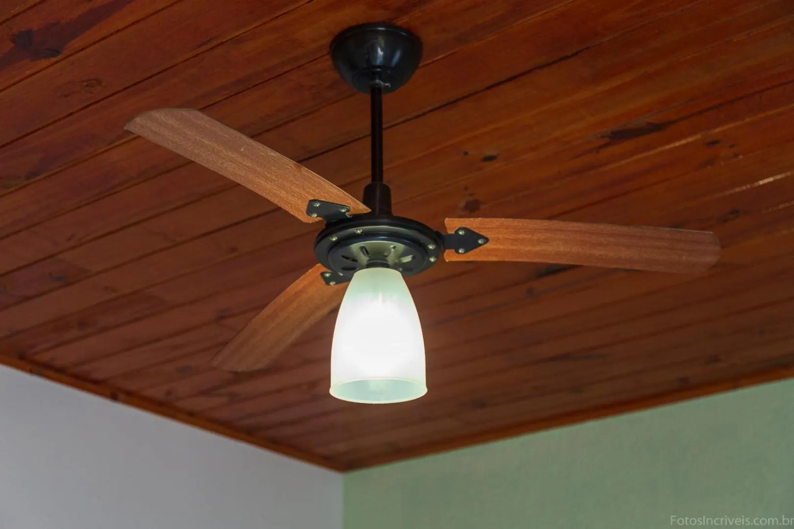 fireplace in Pousada Recanto do Jabaquara