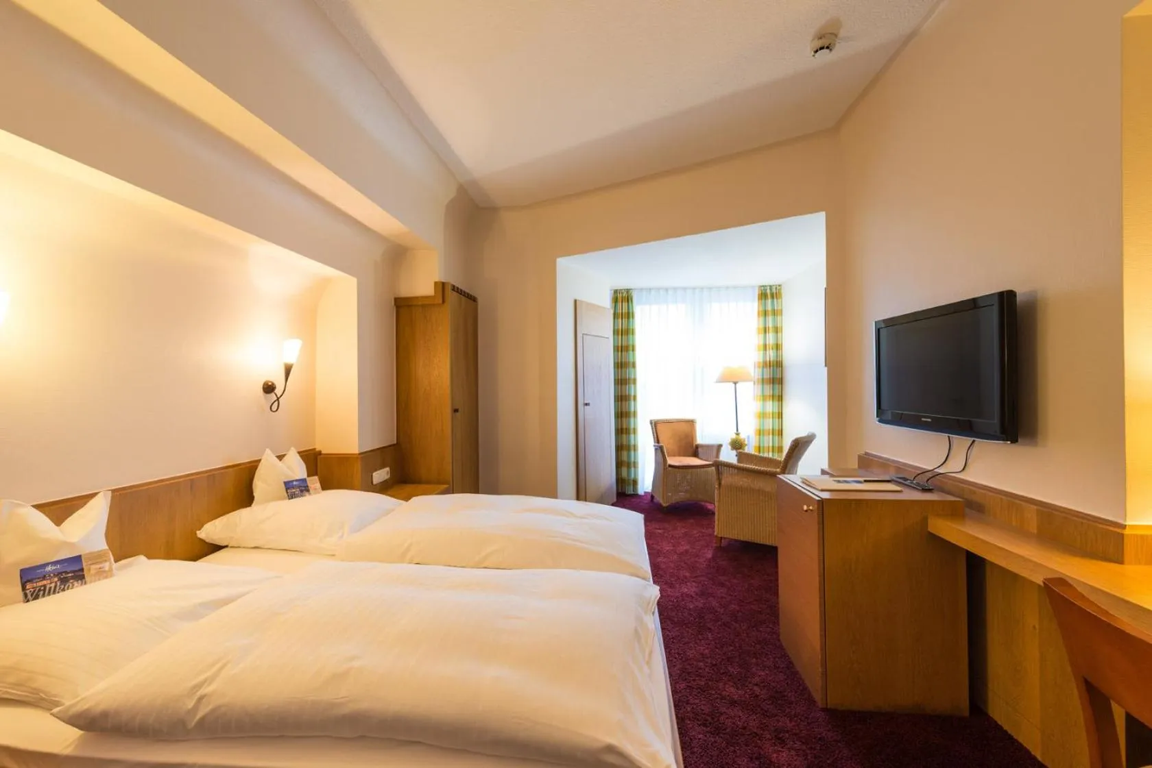 Photo of the whole room, Bed in Hotel Heinz