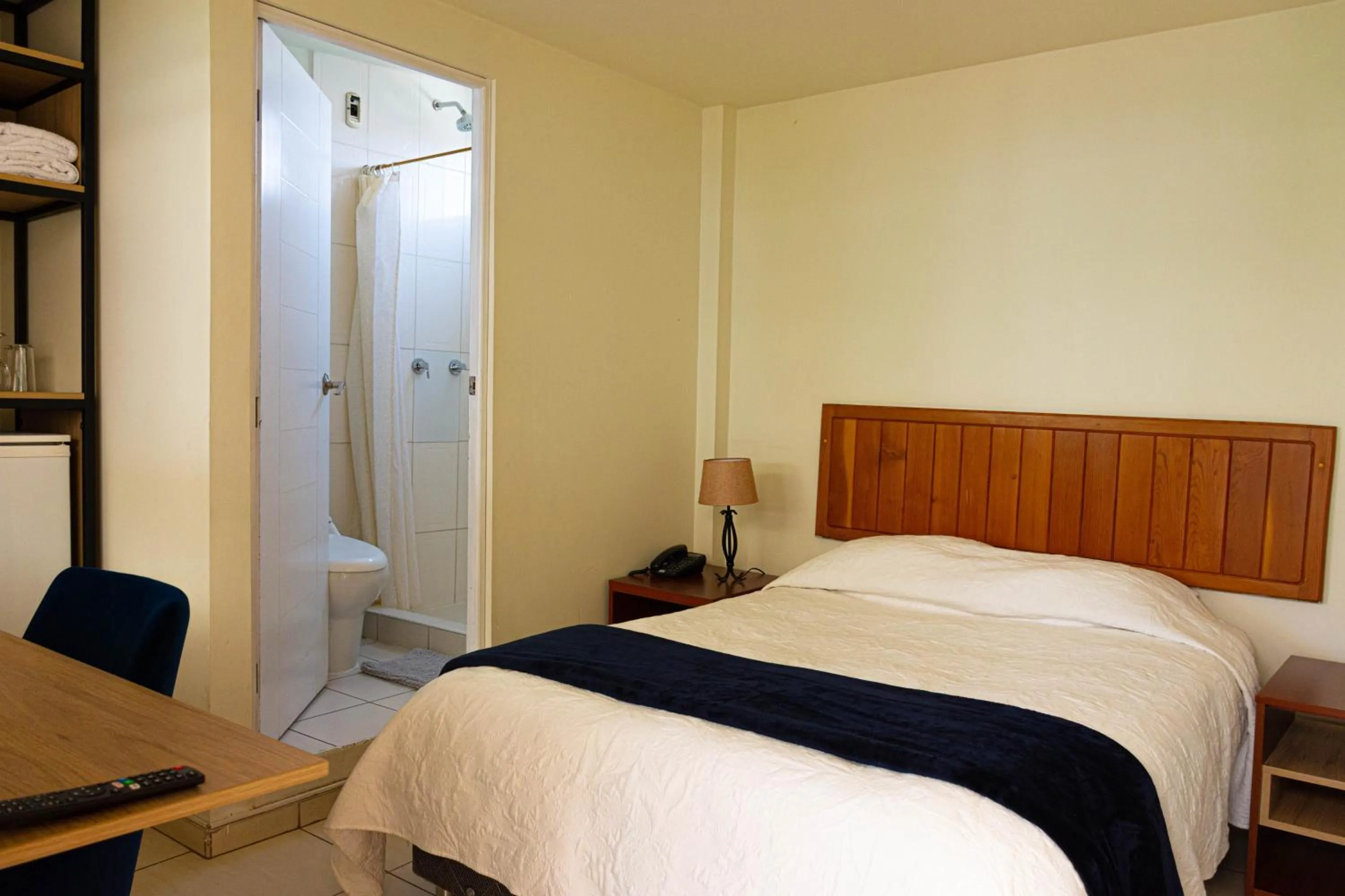 Photo of the whole room, Bed in Refugio Ecológico Arequipa