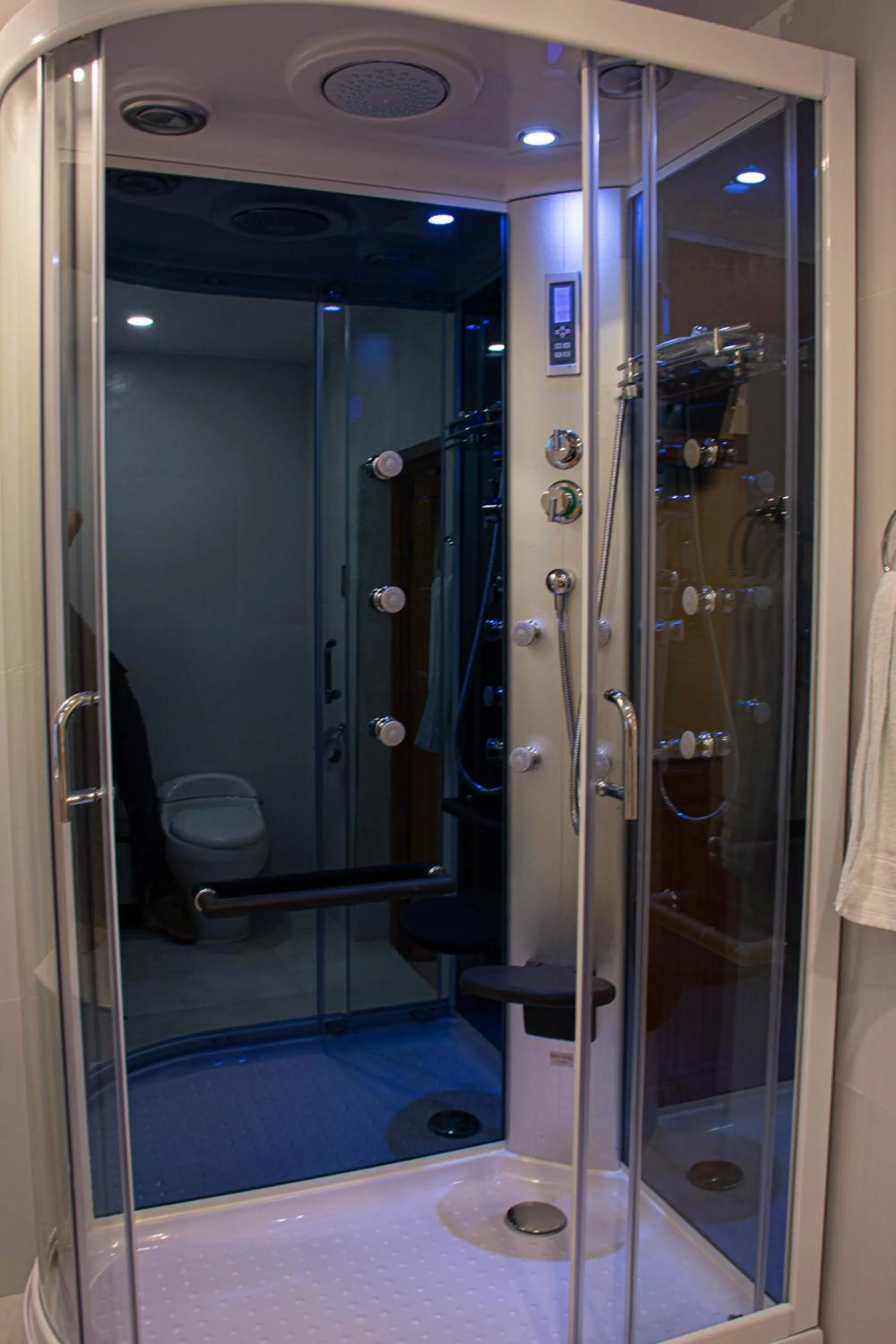 Shower in Refugio Ecológico Arequipa