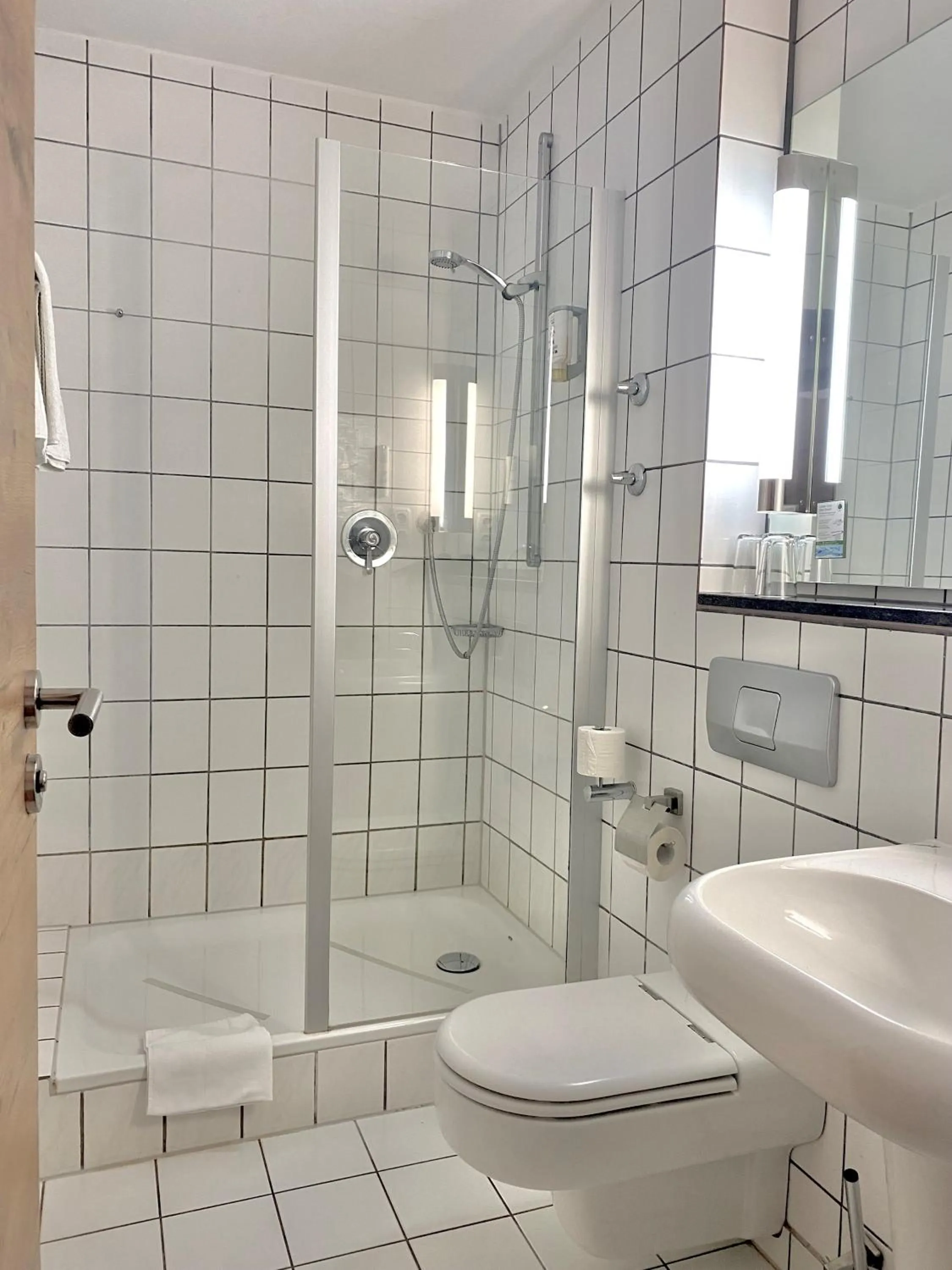 Bathroom in Paulaner am Dom Hotel