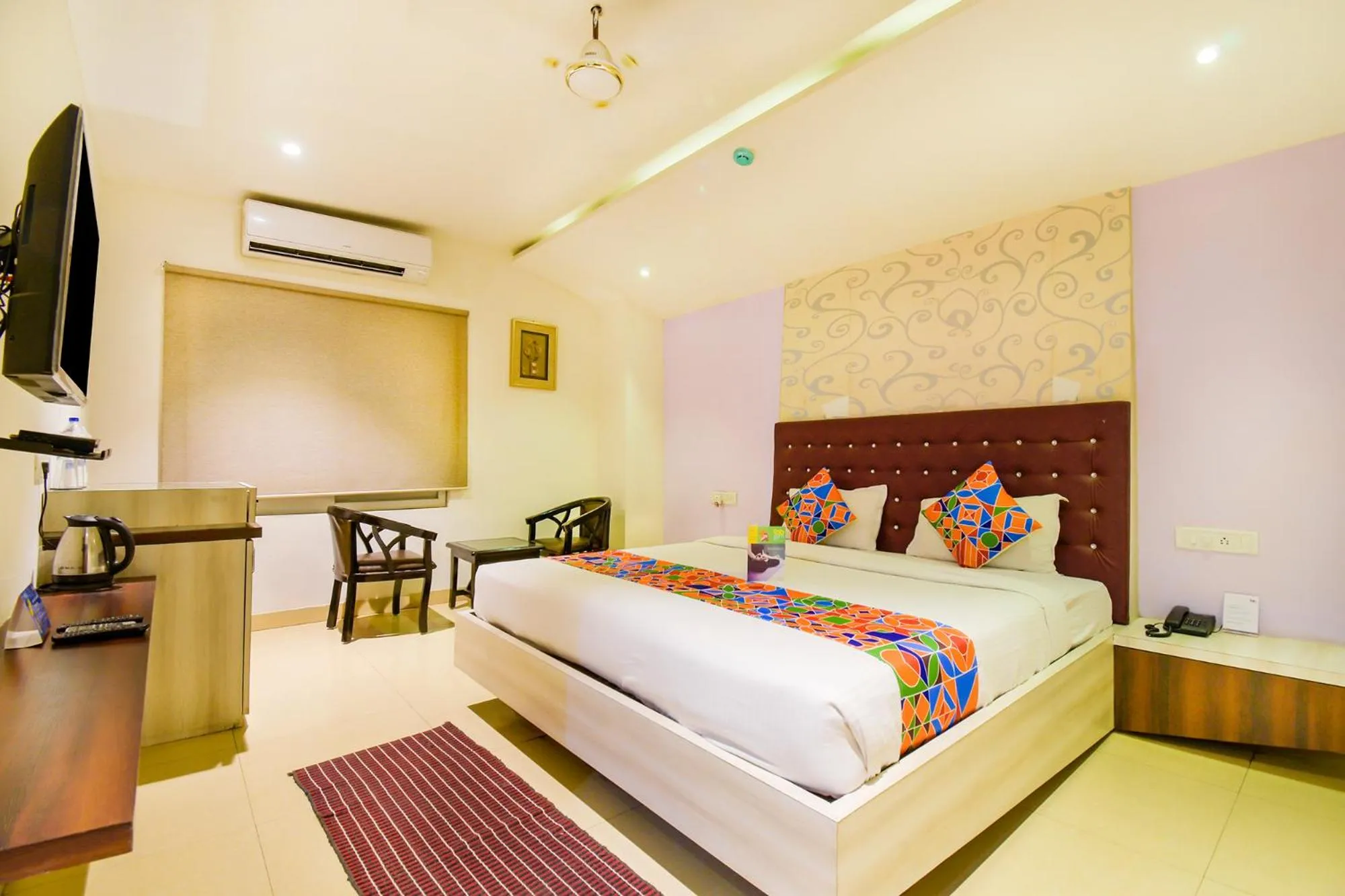 View (from property/room), Bed in FabHotel Pentagon Next - Bhubaneswar Railway Station