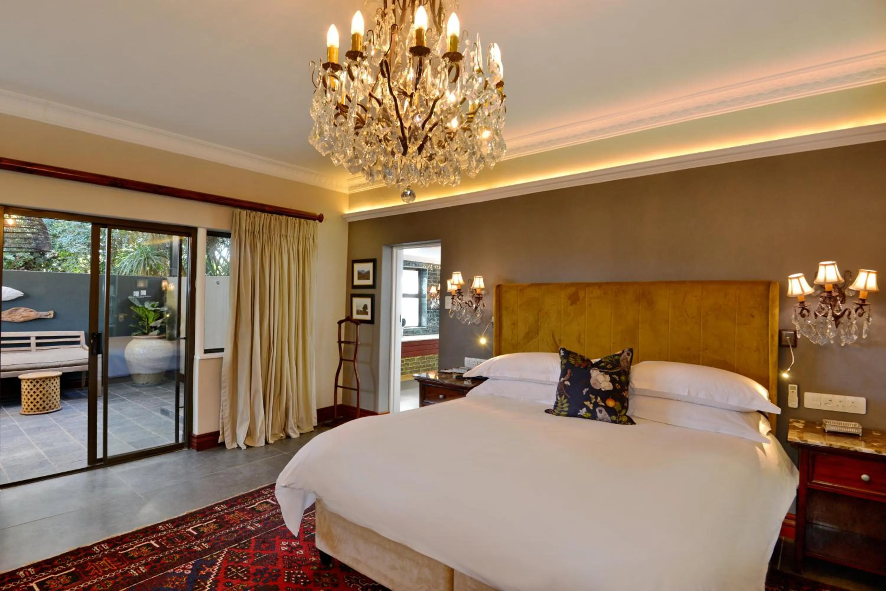 Bedroom, Bed in The Residence