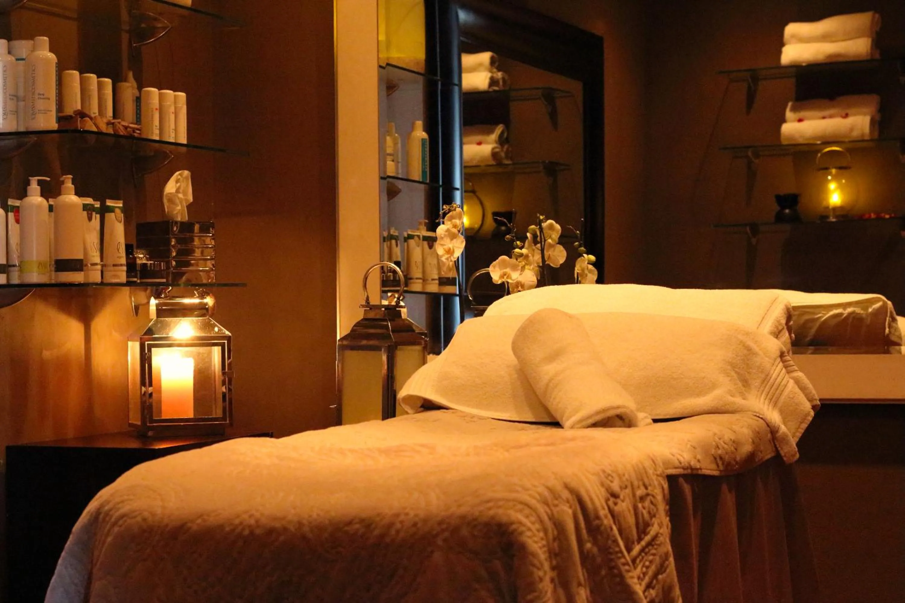 Massage, Bed in The Residence