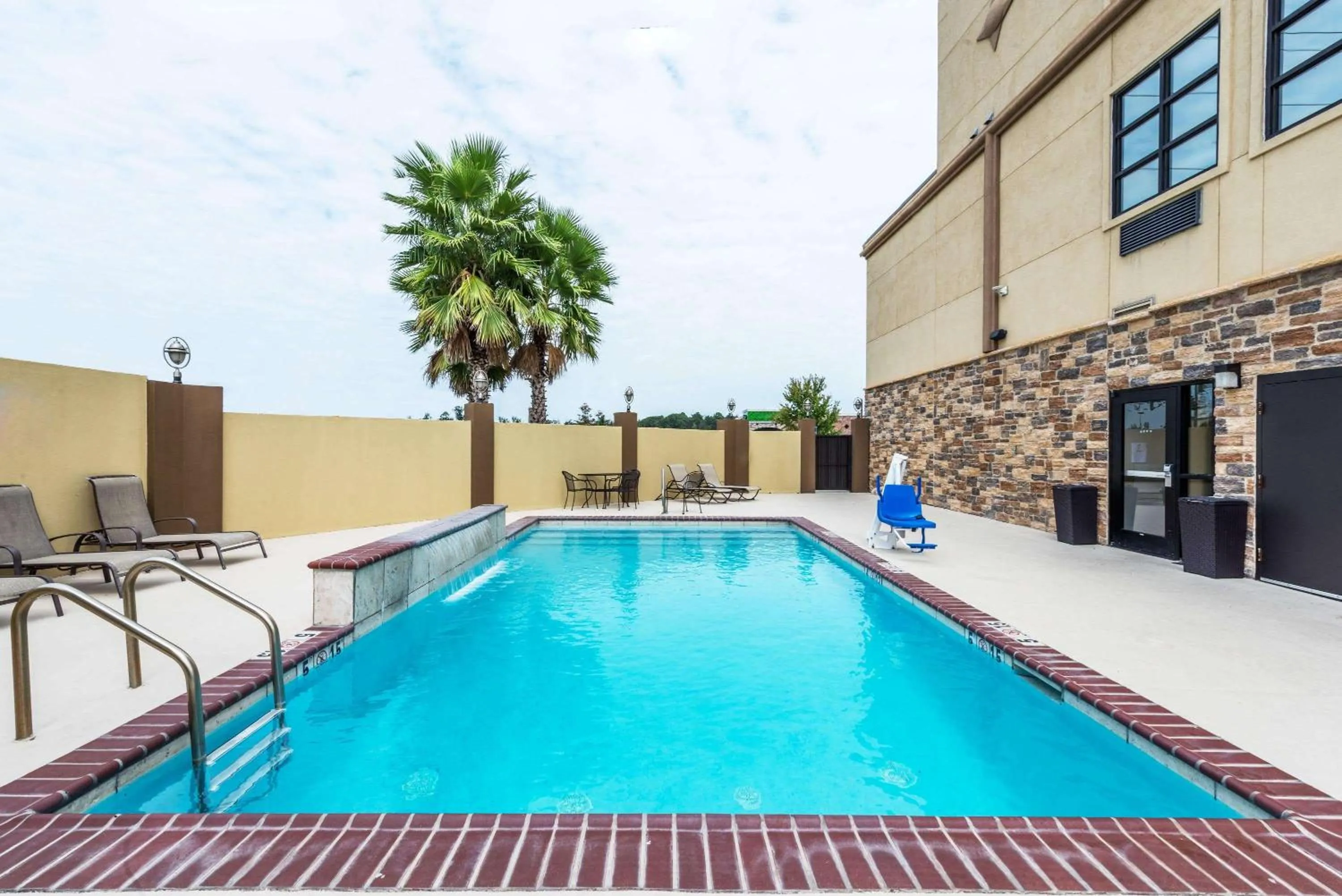 Pool view in Wingate by Wyndham Lake Charles Casino Area