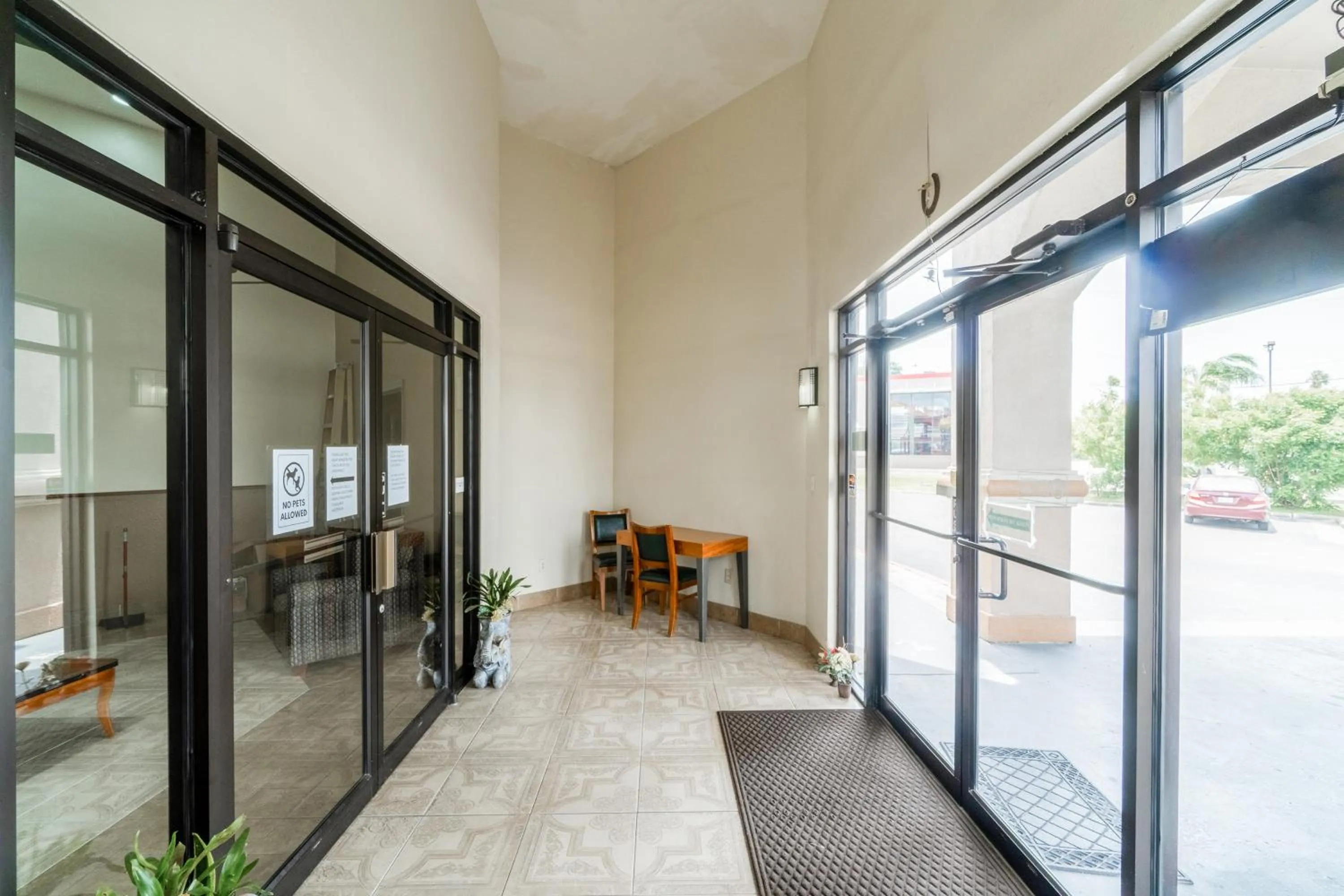 Lobby or reception in Lone Star Inn & Suites by OYO Harlingen TX