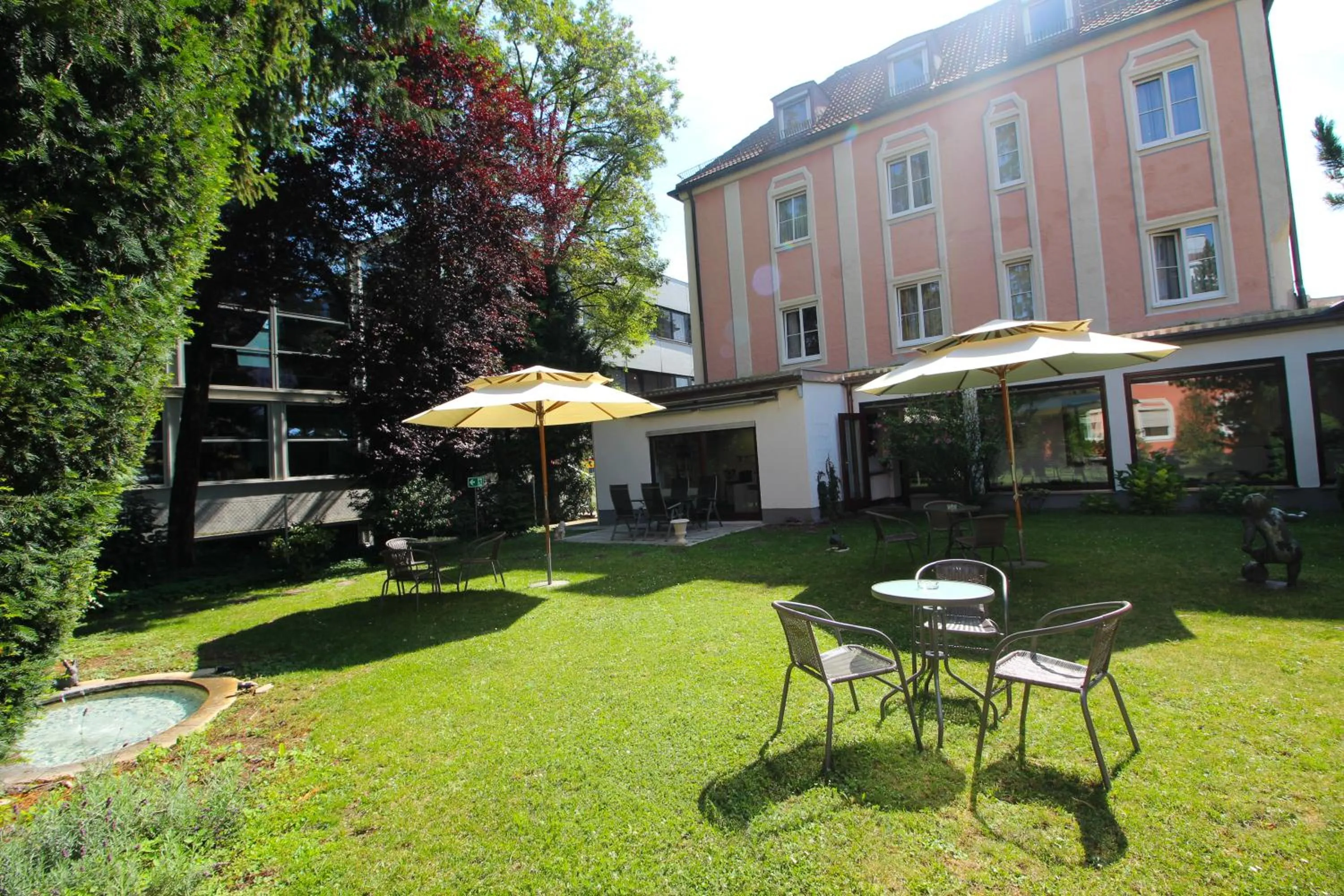 Garden in Hotel Leopold