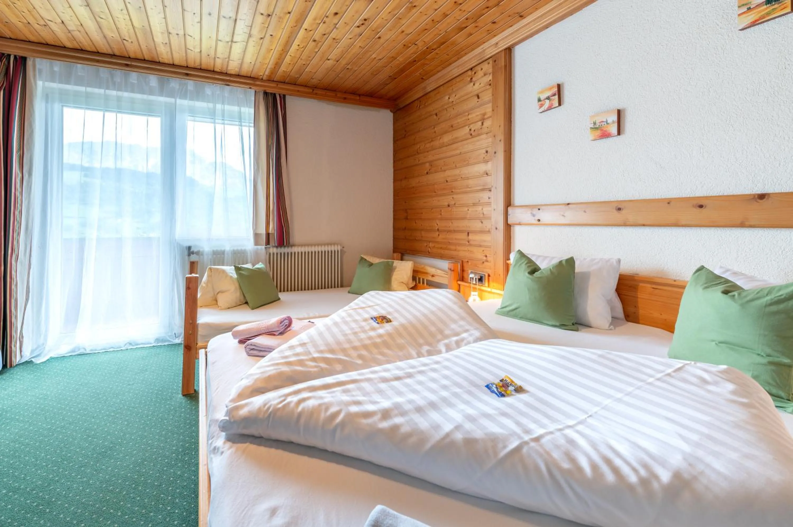 Staff, Bed in Panoramahotel Stocker