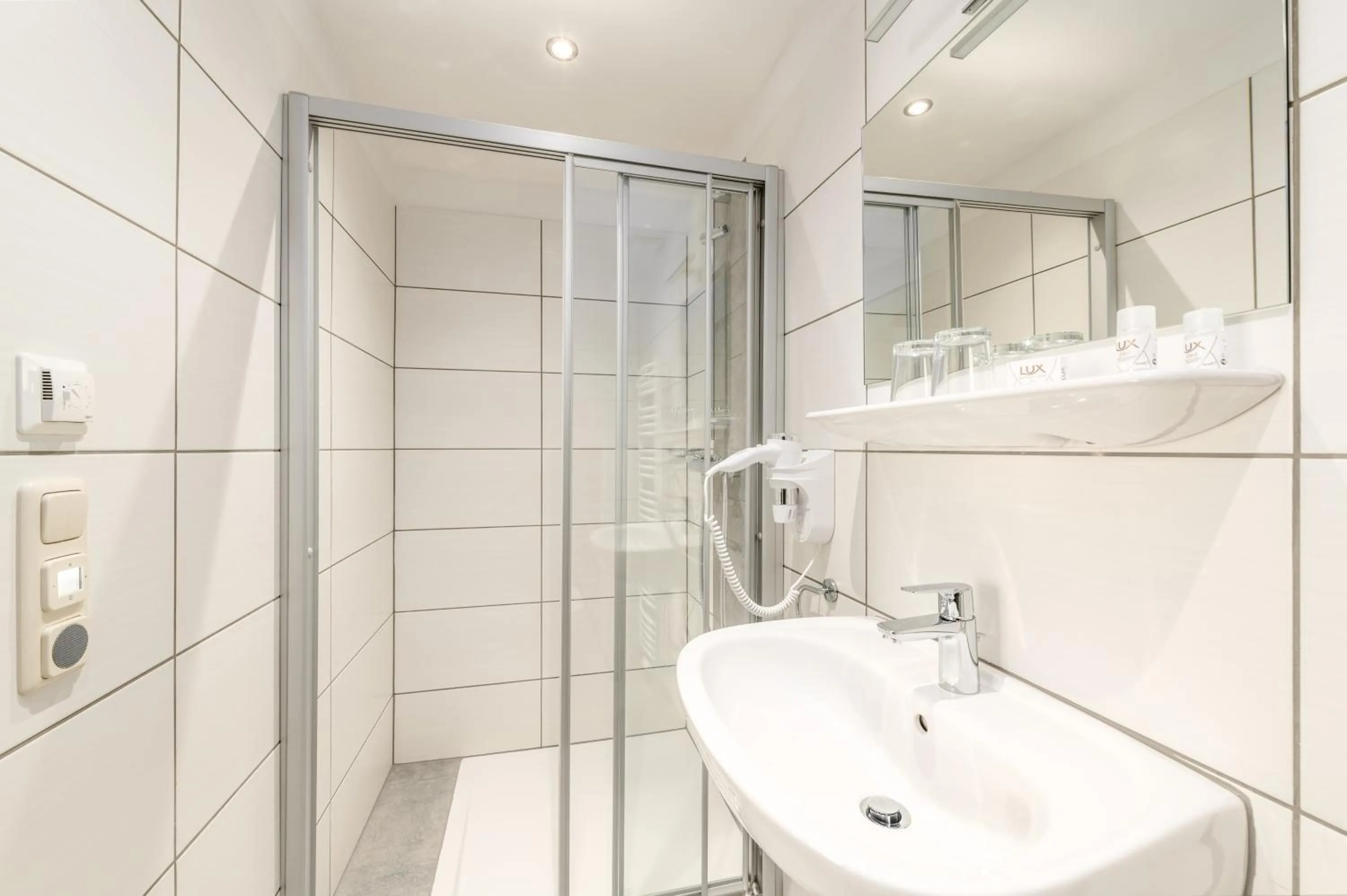 Bathroom in Panoramahotel Stocker