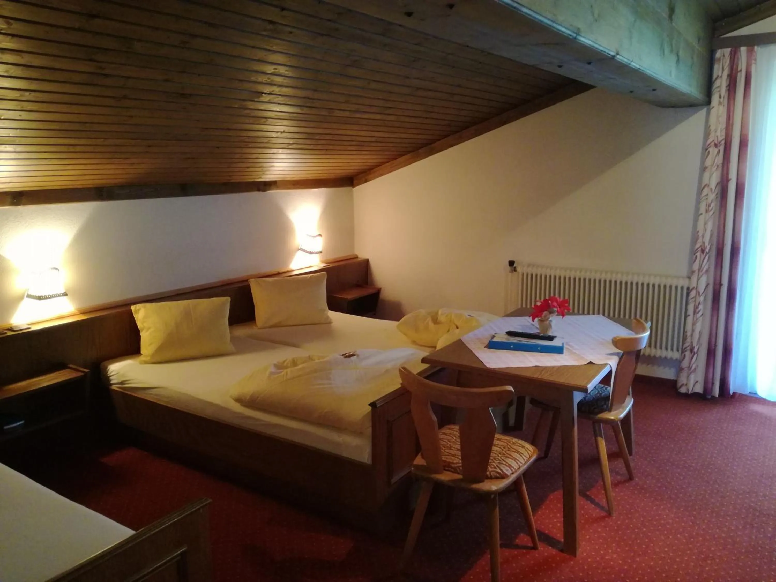 Staff, Bed in Panoramahotel Stocker