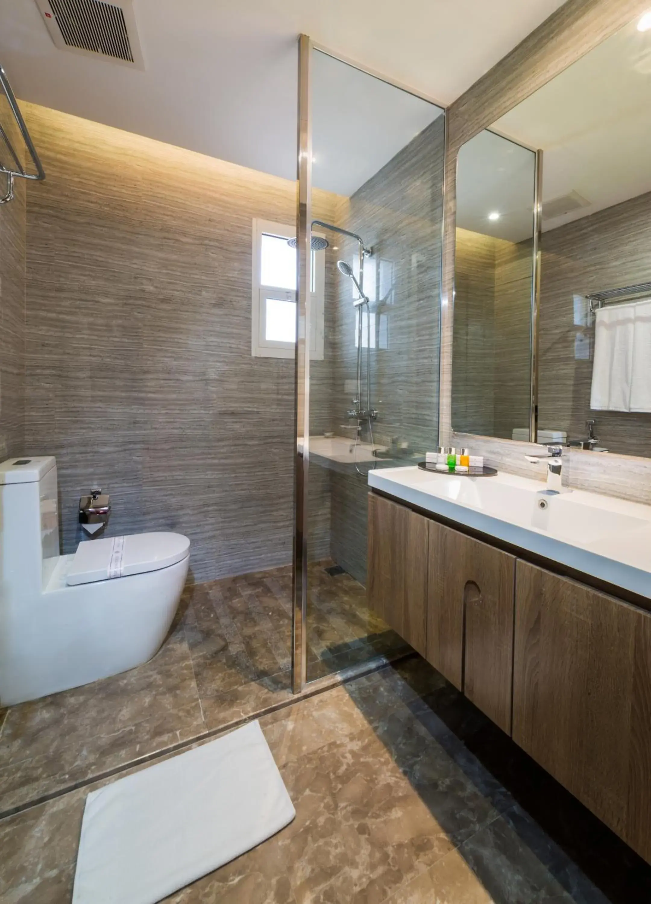 Standard King Room in Boudl Al Corniche Standard King Room in Boudl Al Corniche