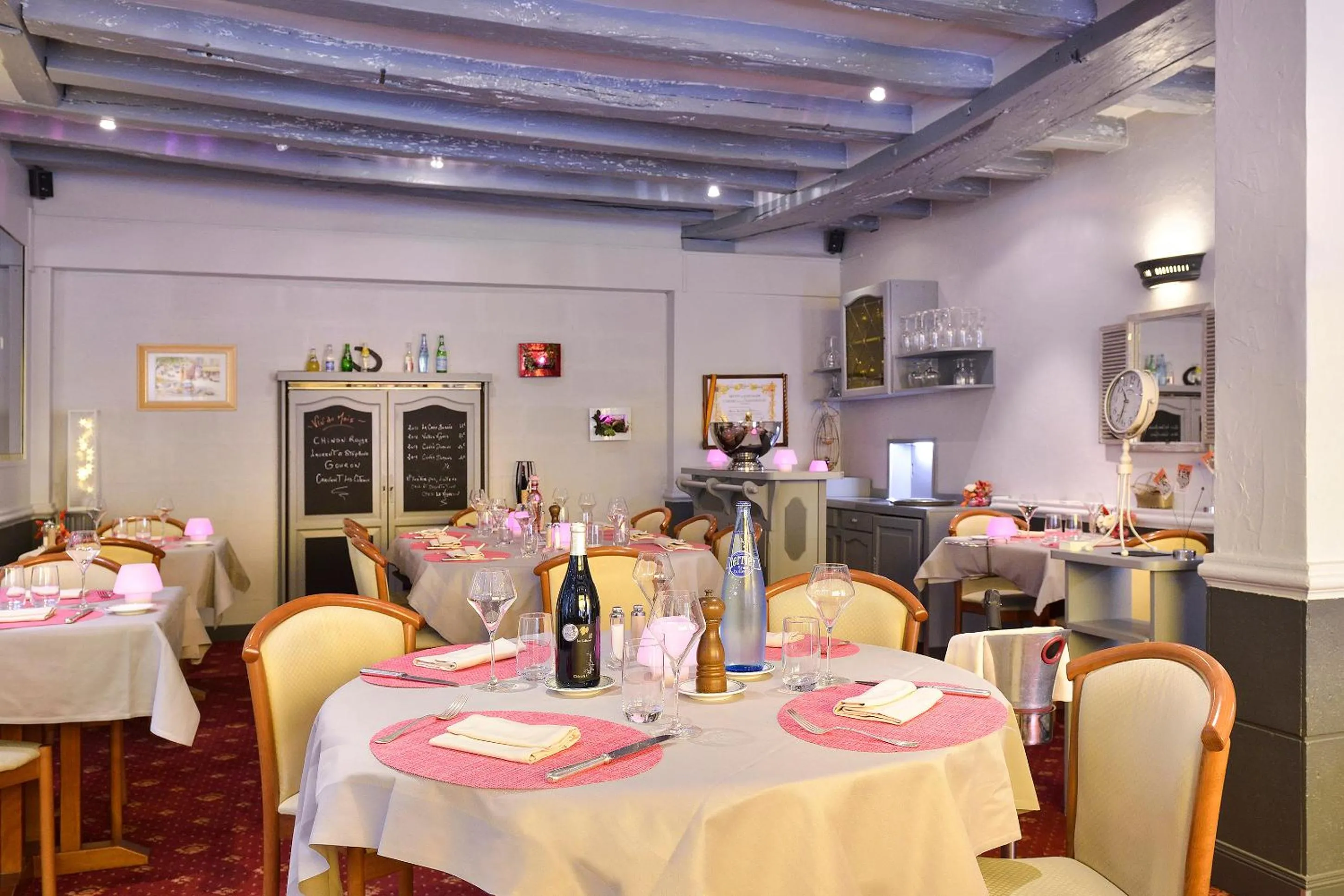 Logis Hôtel Restaurant La Boule d'Or