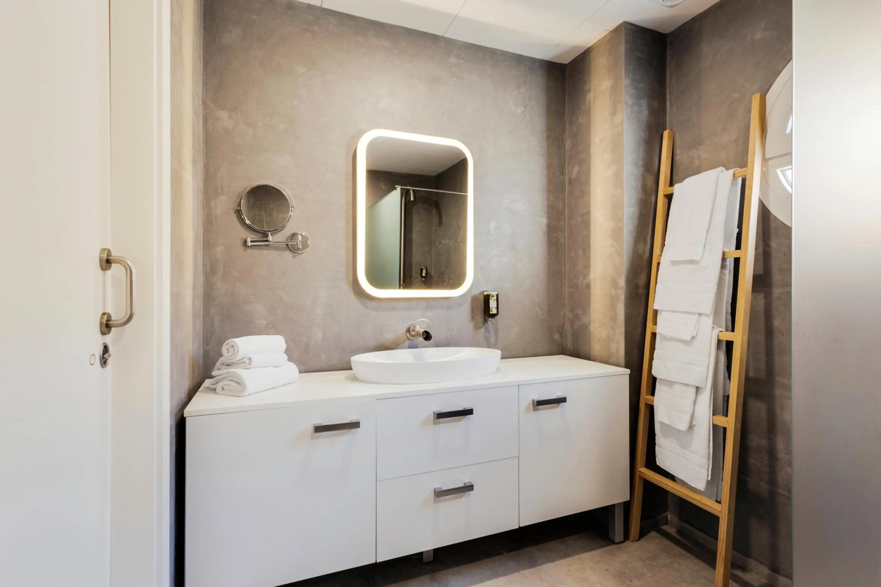 Bathroom in Ama Islantilla Resort