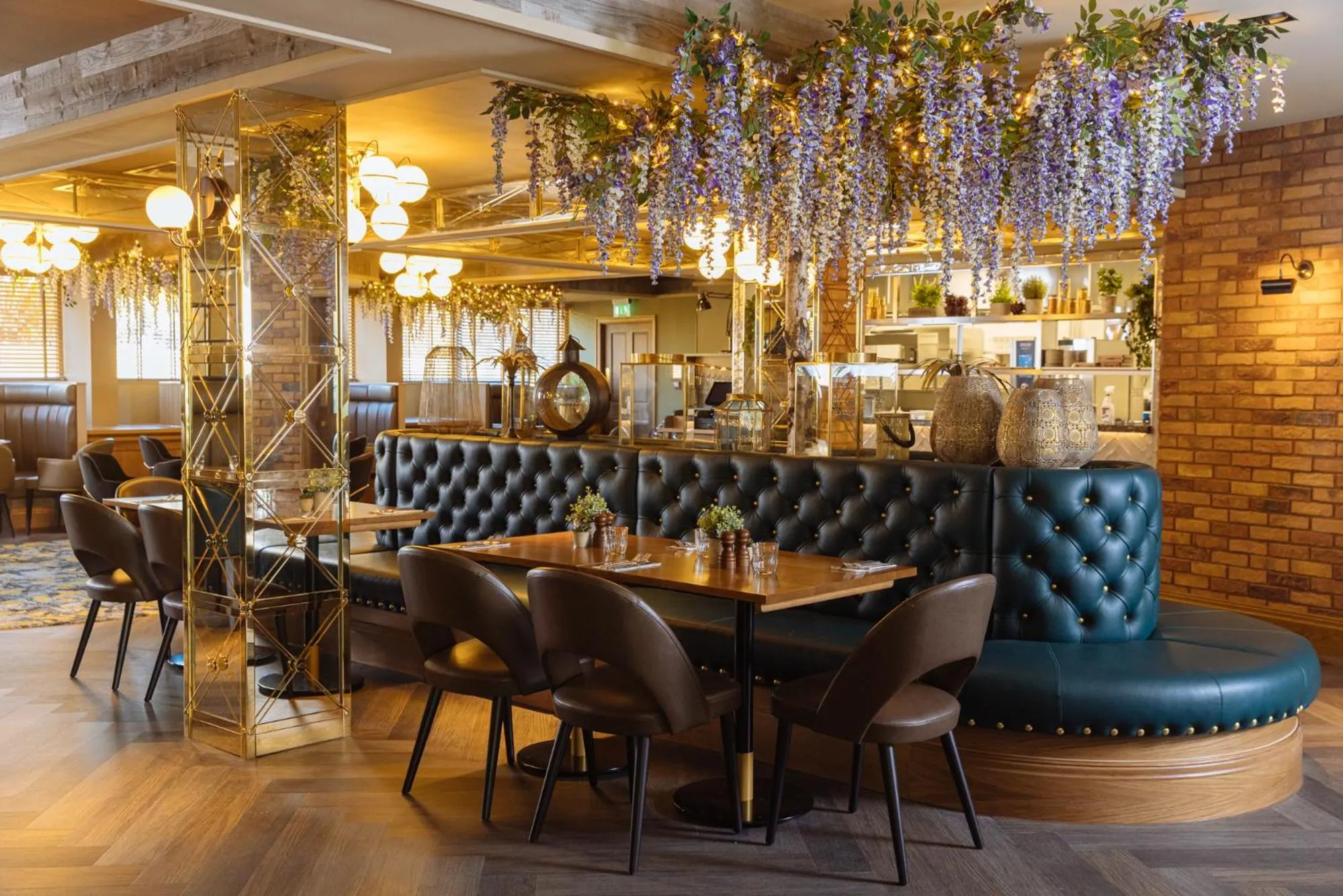 Restaurant/places to eat in The Redhurst Hotel Glasgow