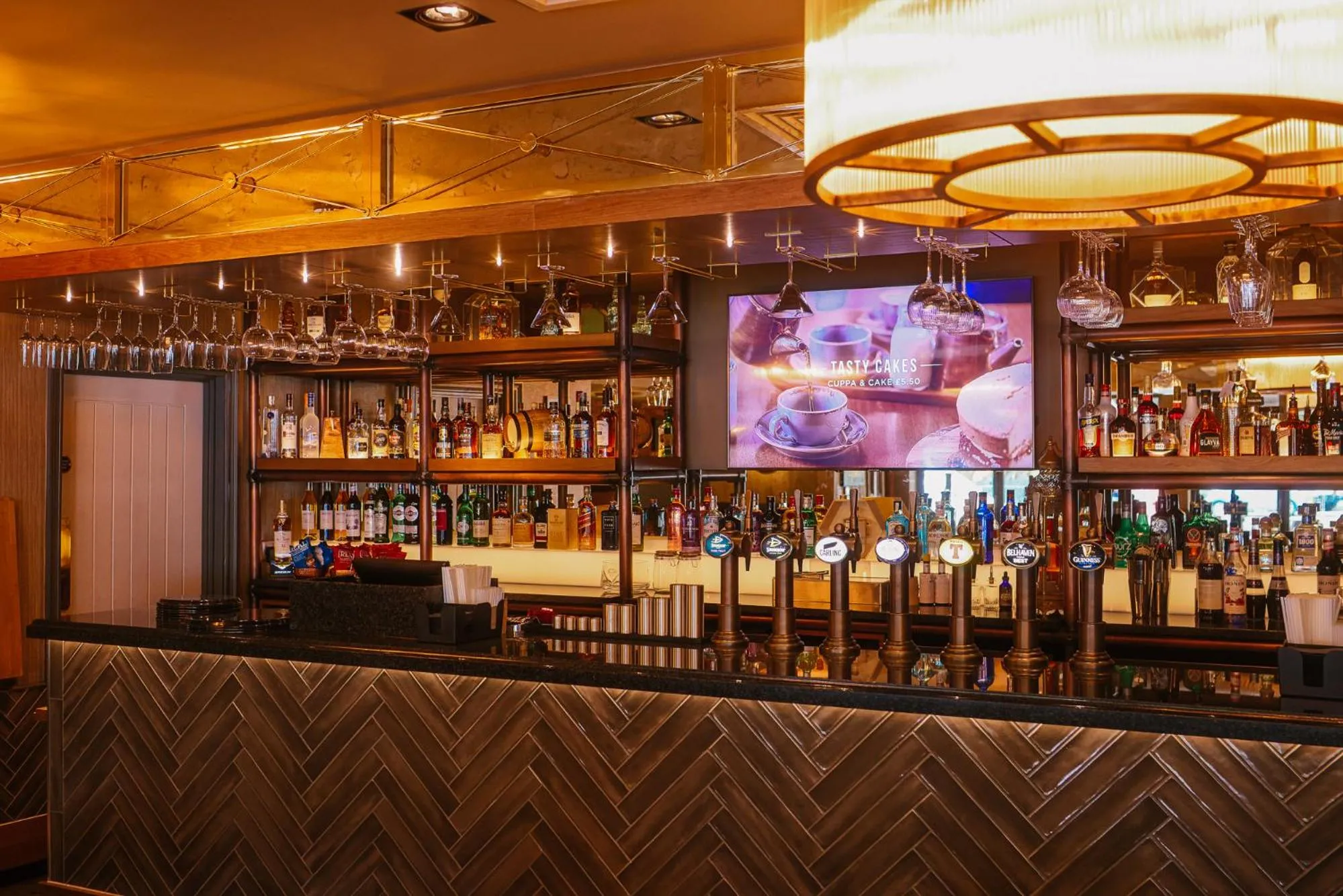 Lounge or bar in The Redhurst Hotel Glasgow