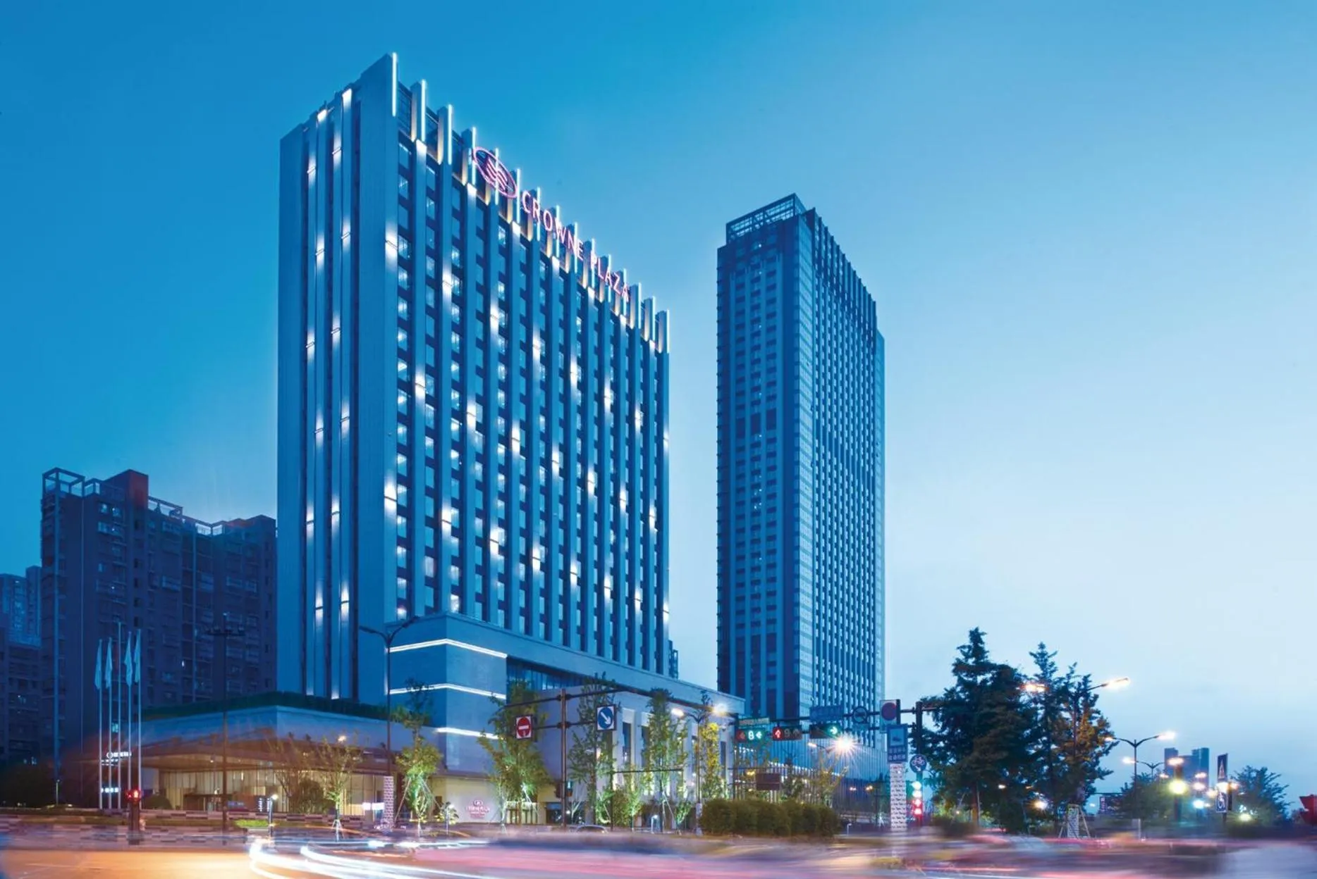 Property building in Crowne Plaza Hangzhou Qiantang