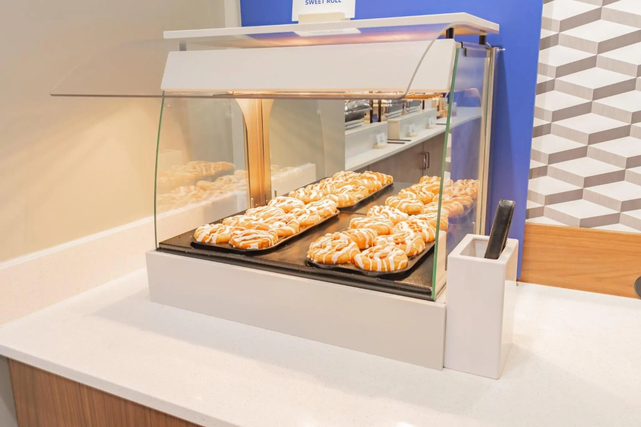 Restaurant/places to eat in Holiday Inn Express & Suites - Marion by IHG