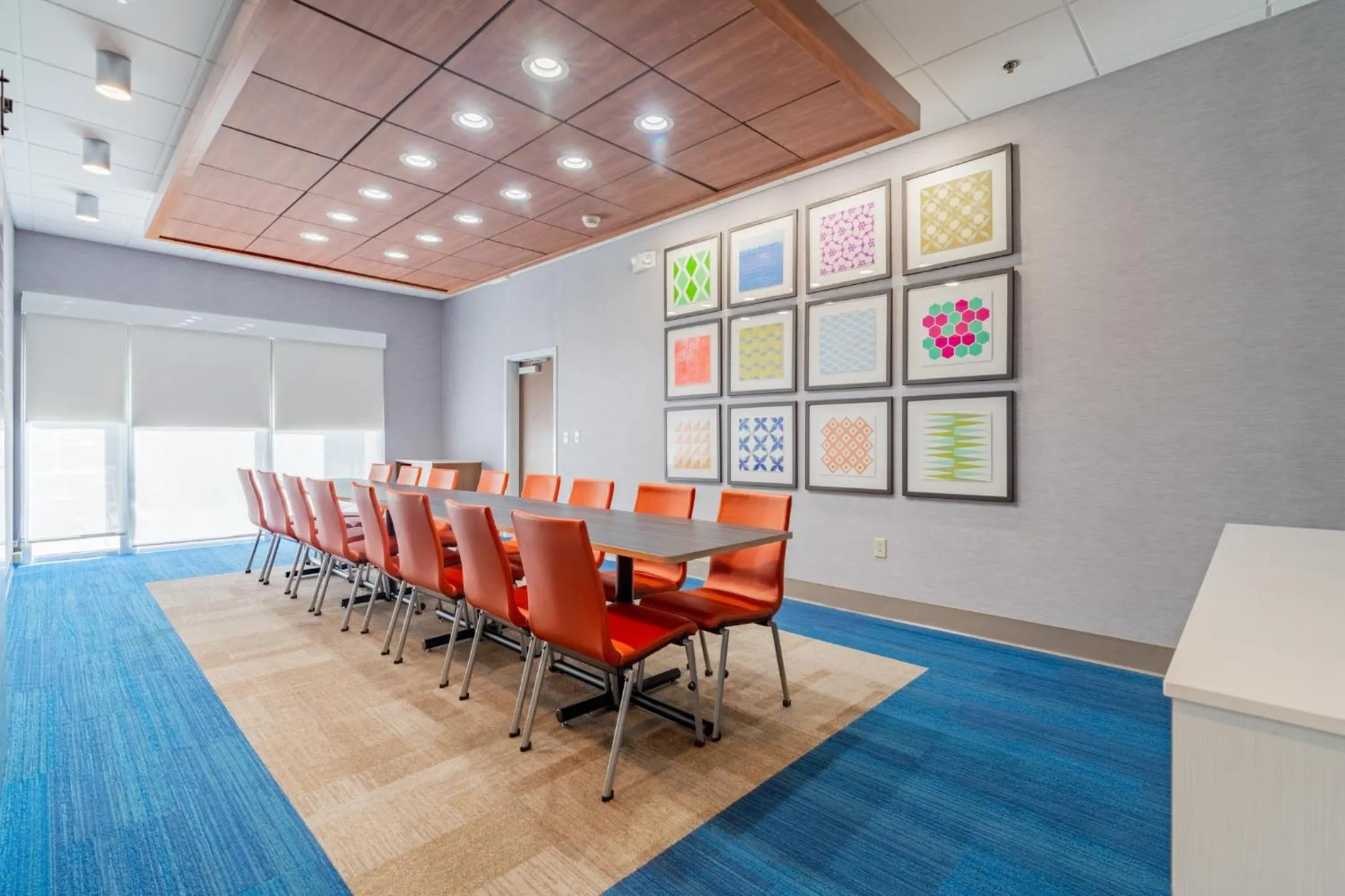 Meeting/conference room in Holiday Inn Express & Suites - Marion by IHG