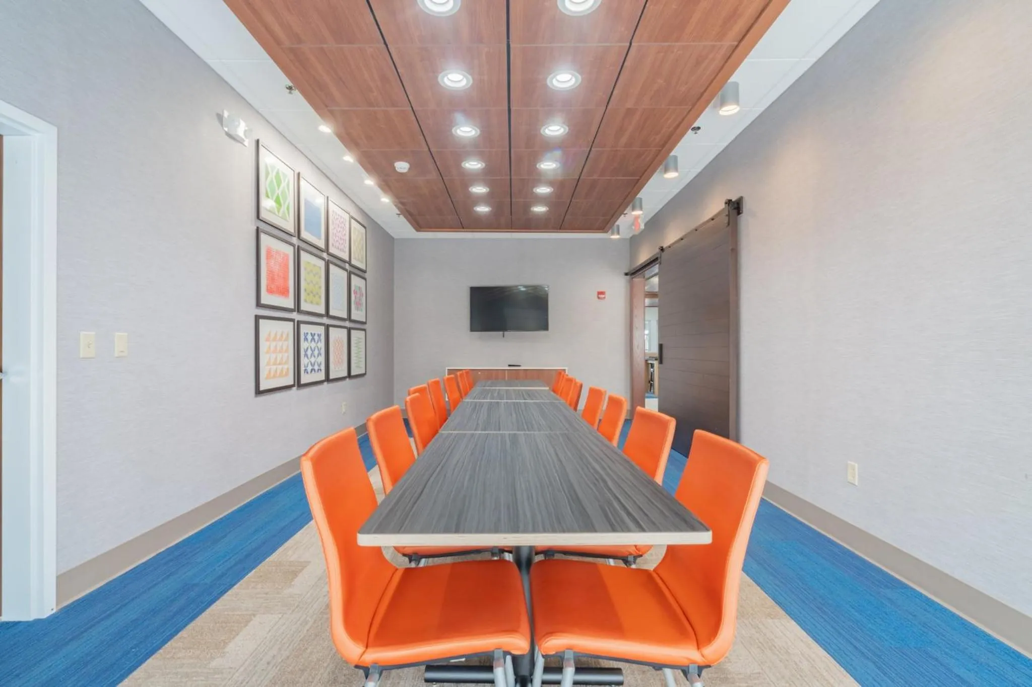 Meeting/conference room in Holiday Inn Express & Suites - Marion by IHG