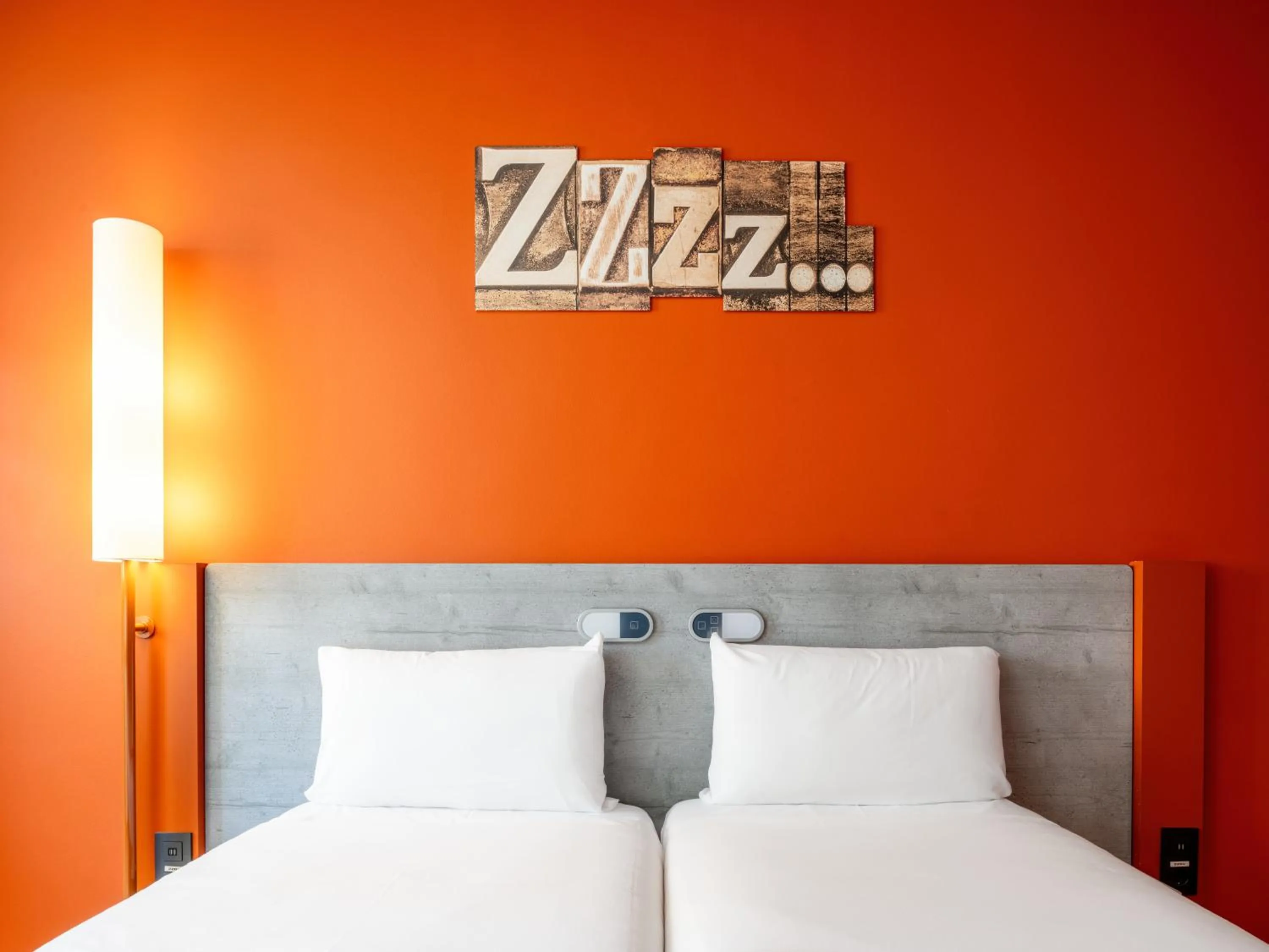 Bed in Ibis Budget Madrid Centro Lavapies