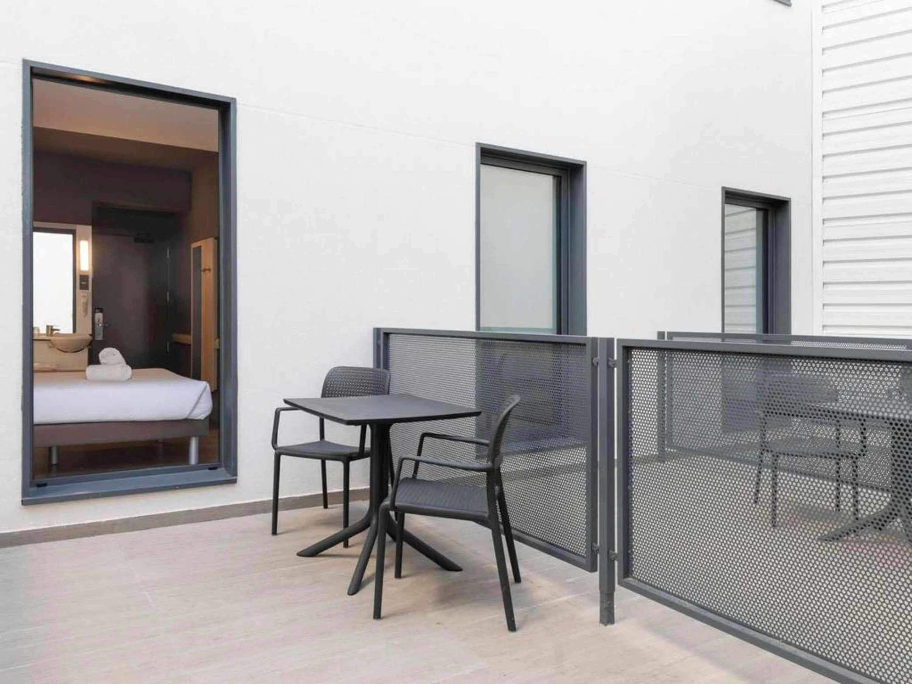 Patio, Bed in Ibis Budget Madrid Centro Lavapies