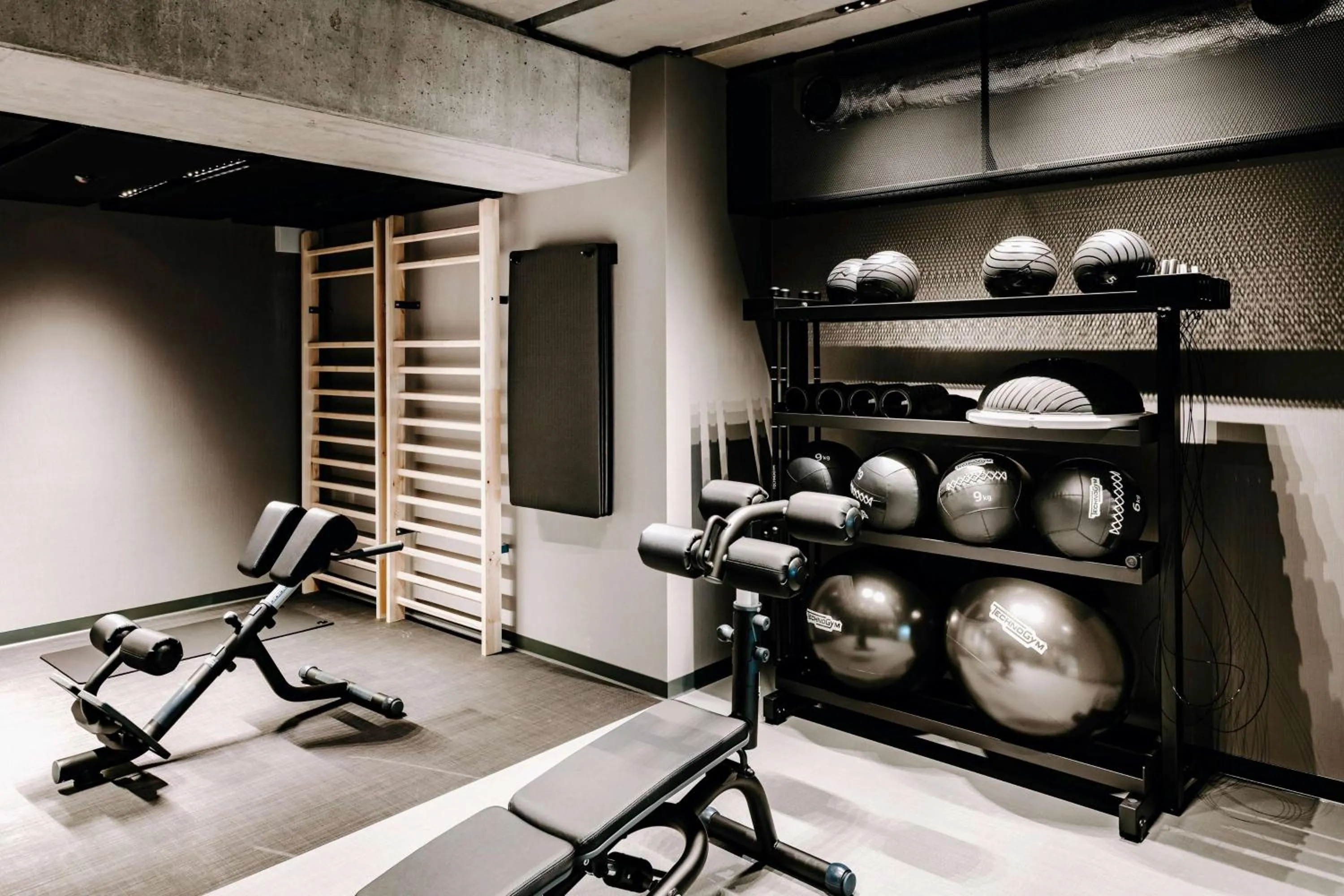 Fitness centre/facilities in Vienna House by Wyndham Mokotow Warsaw