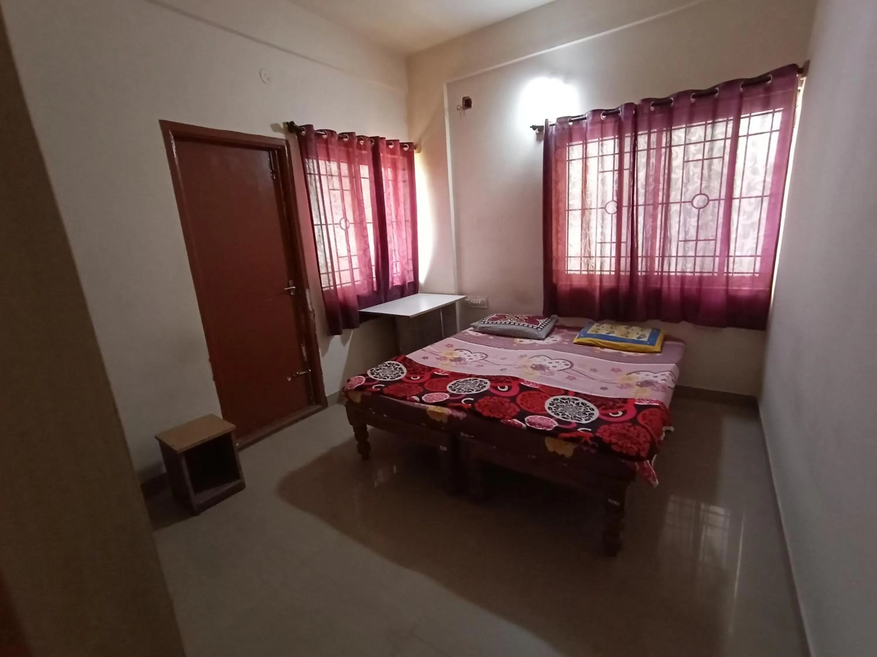 Bedroom, Bed in Professionals Pride PG