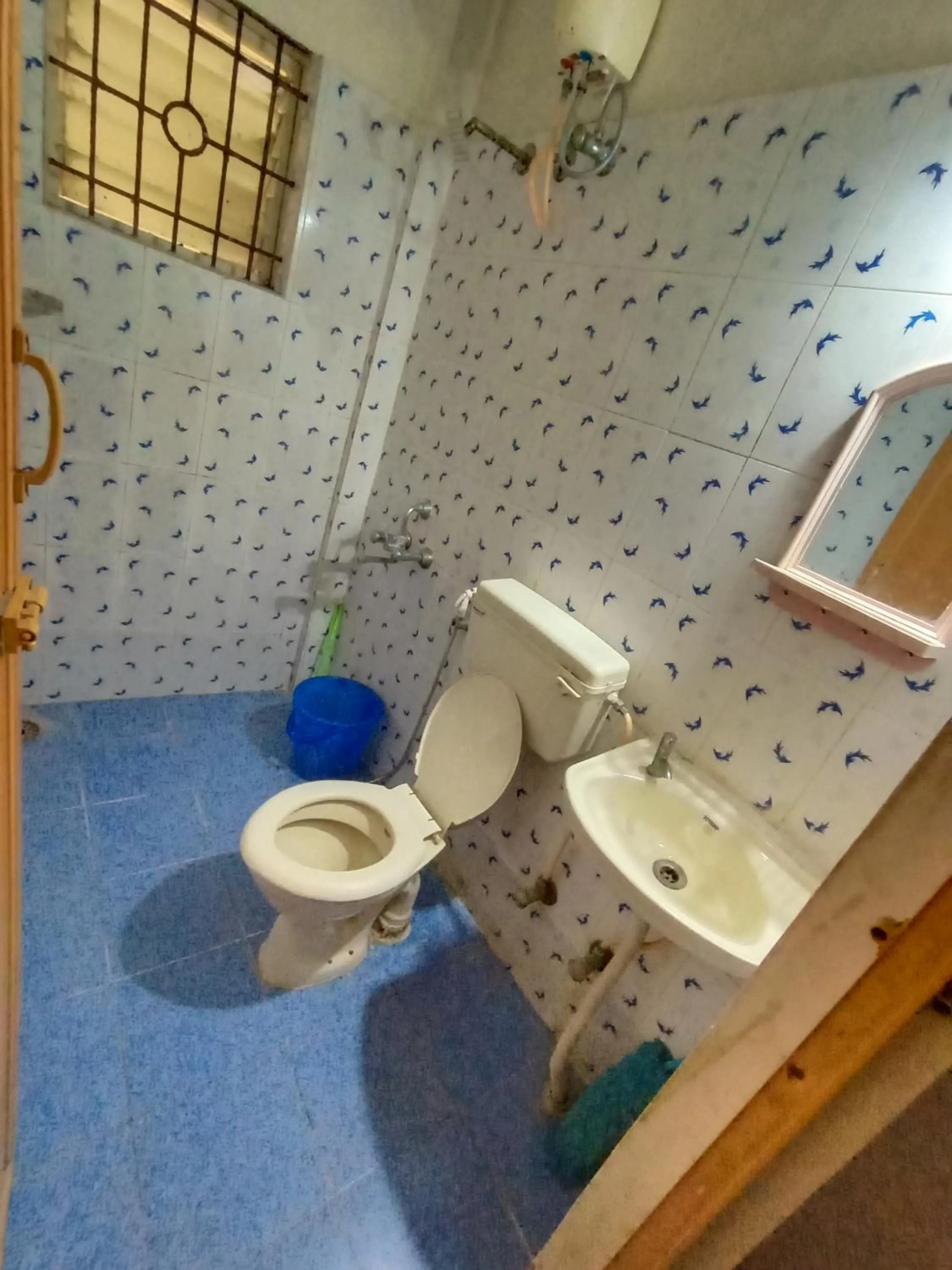 Bathroom in Professionals Pride PG