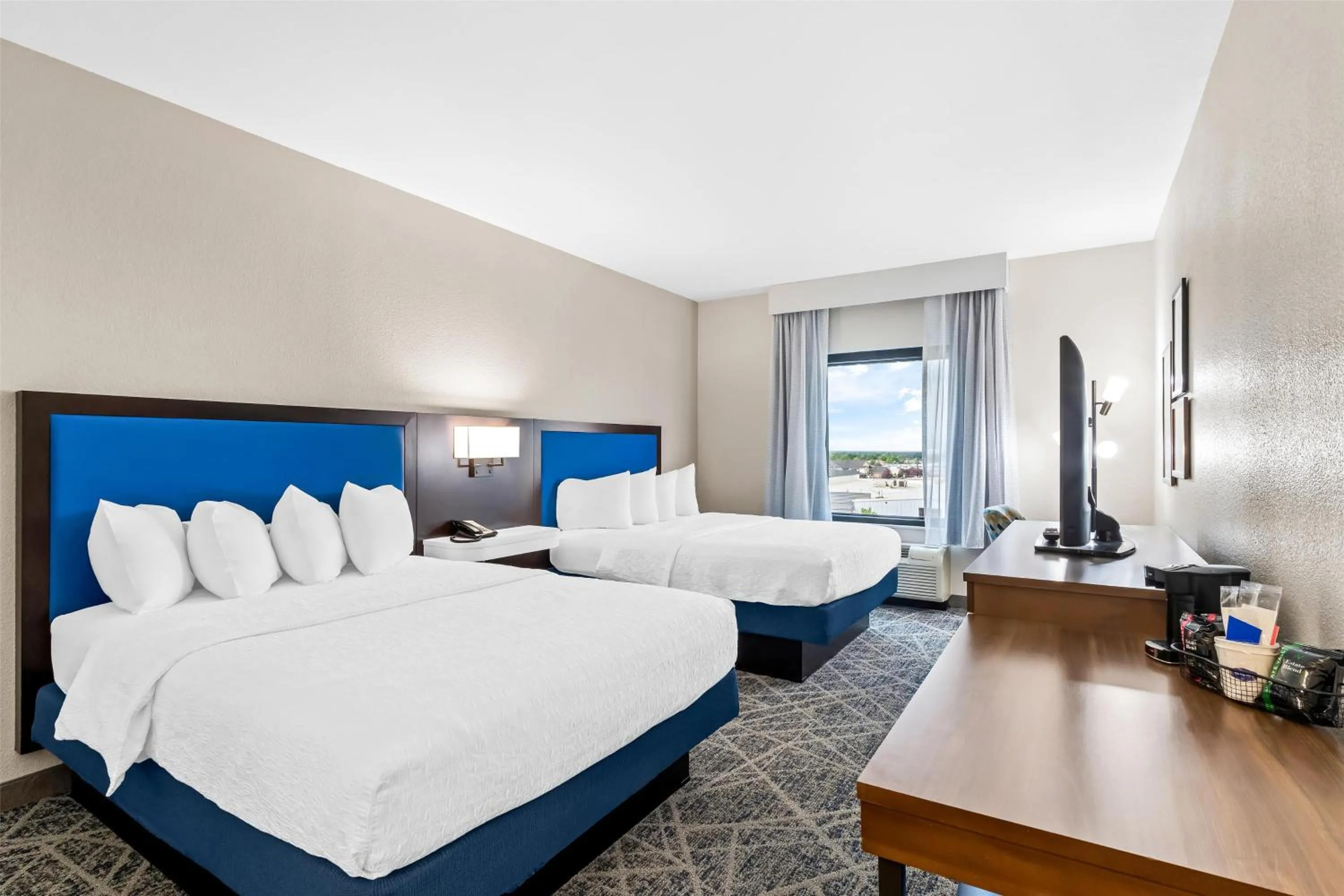 Bed in Hampton Inn Laramie