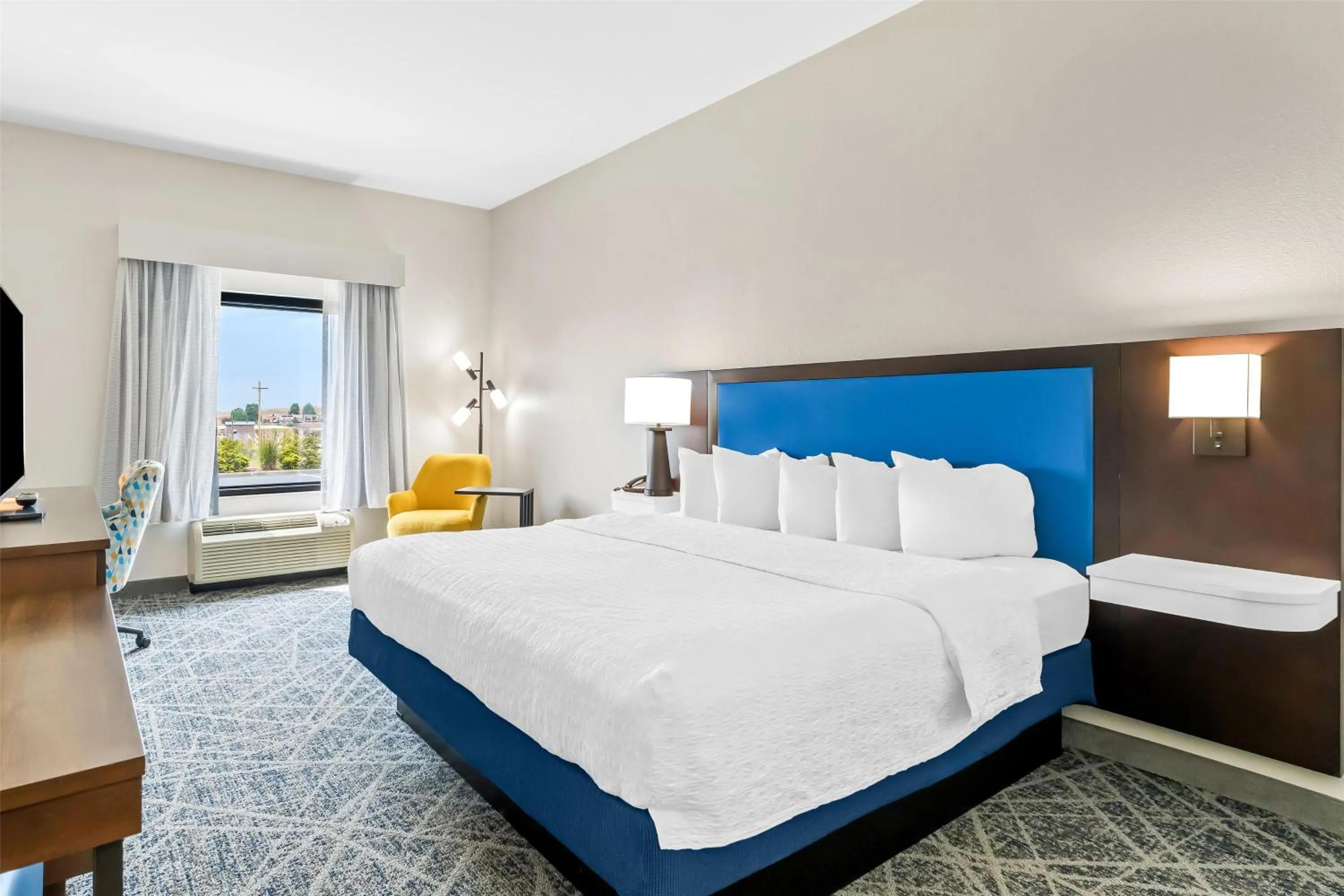 Bed in Hampton Inn Laramie