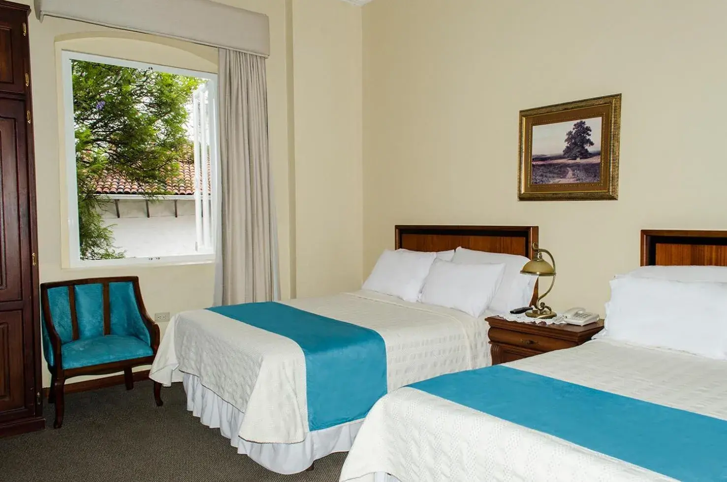 Twin Room in Hotel La Casona Twin Room in Hotel La Casona