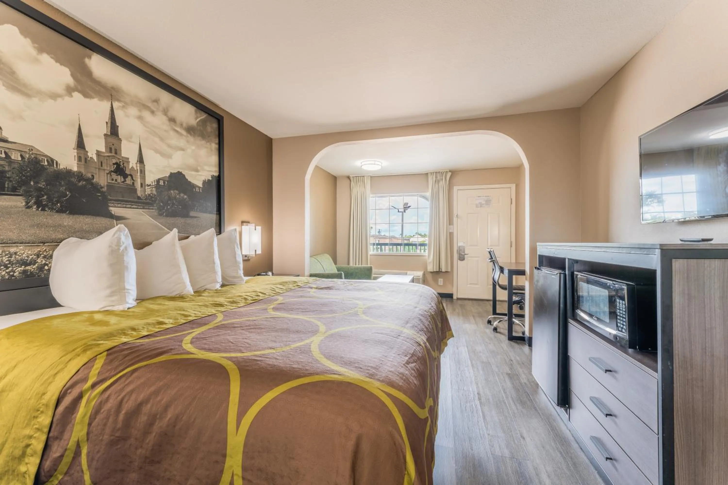 Bed in Super 8 by Wyndham Lake Charles Northeast