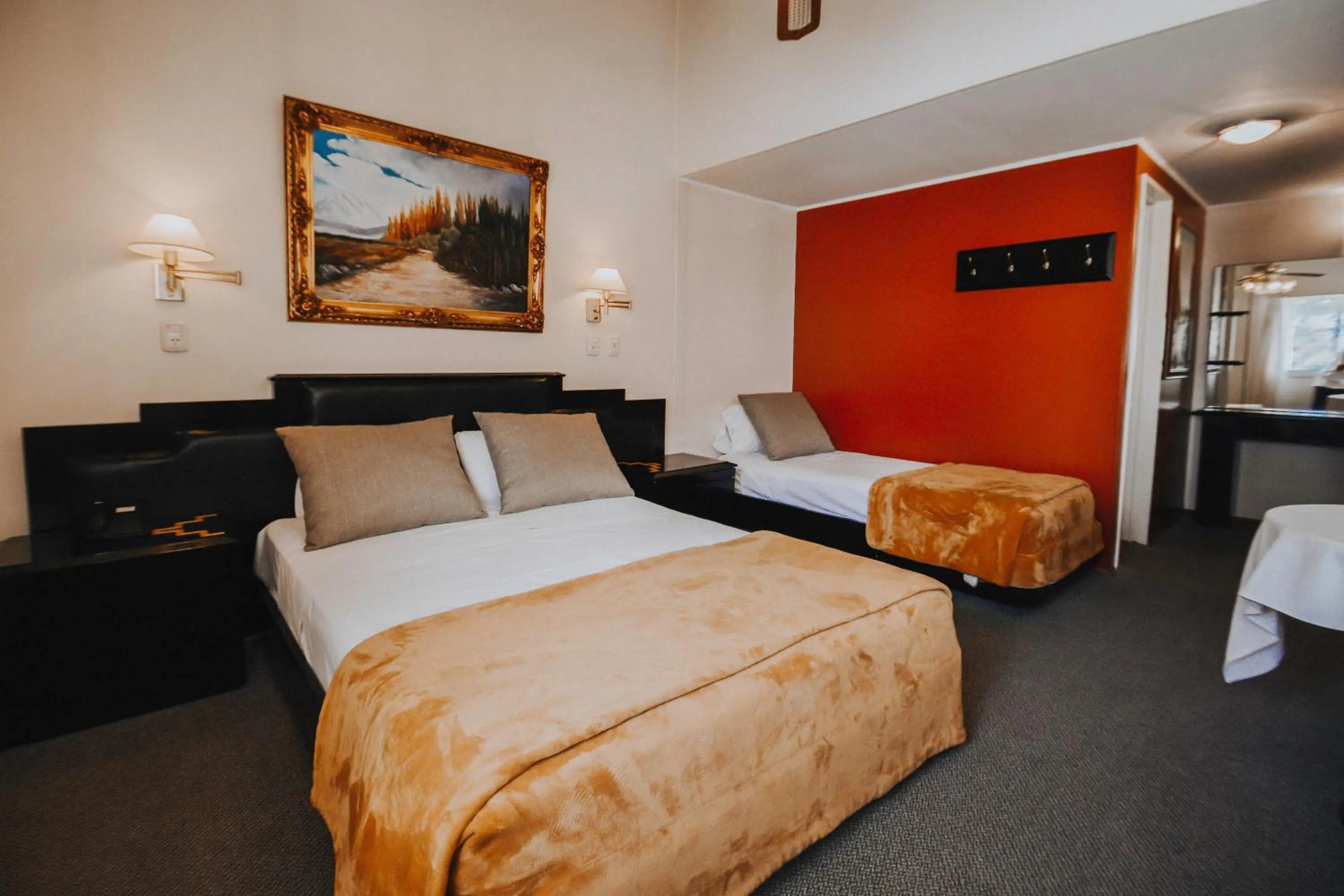 Bedroom, Bed in Hotel Nutibara